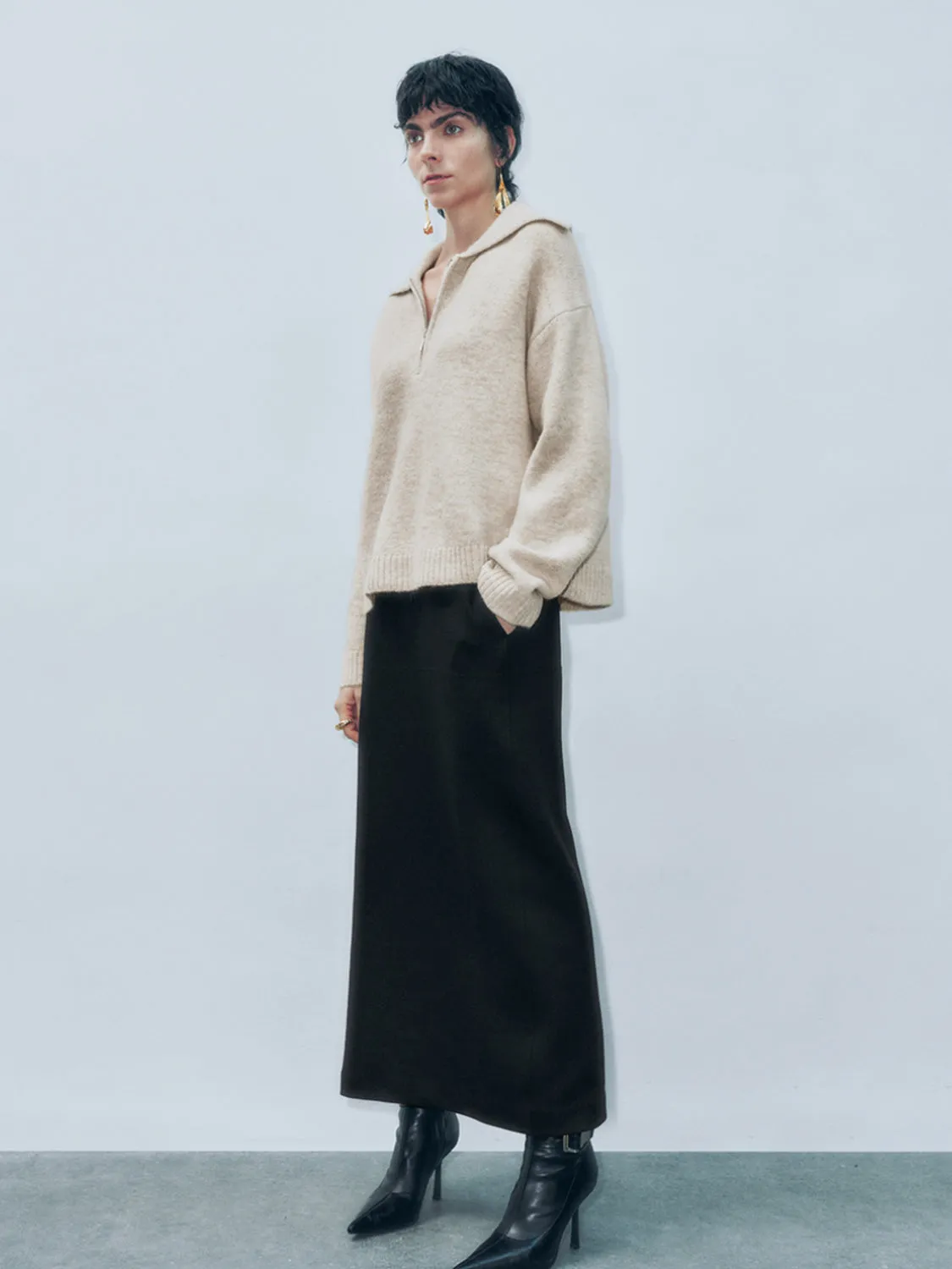 Wide Lapel Knitted T-Shirts sold by Urban Revivo product image thumbnail 4