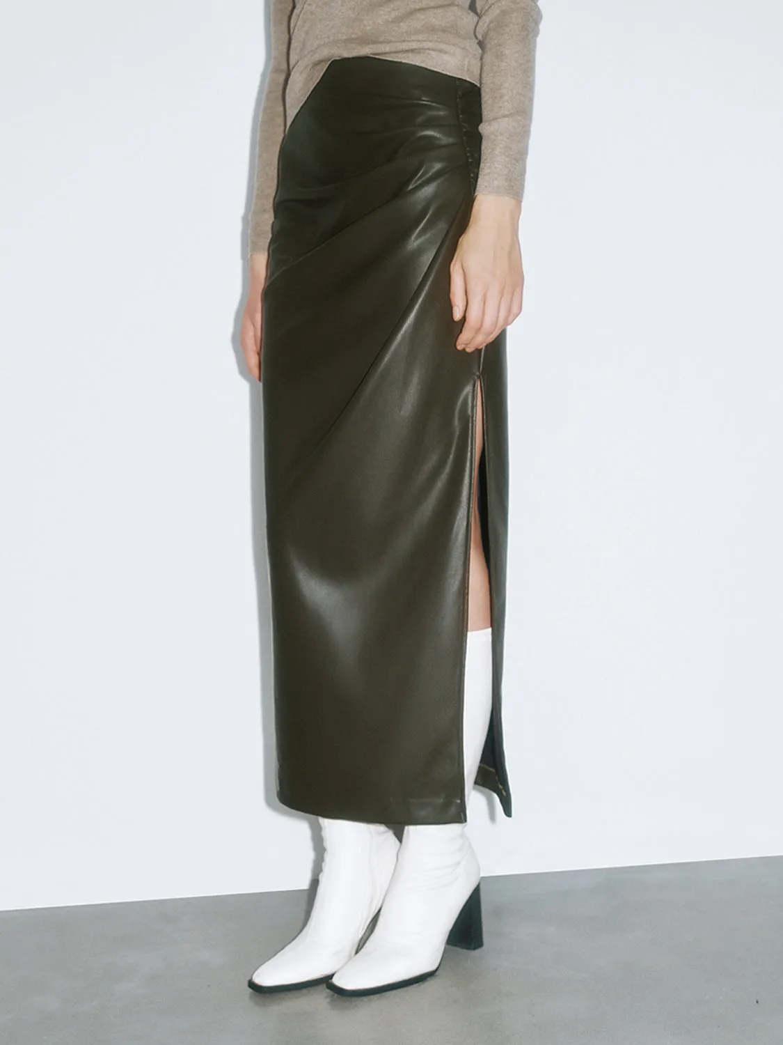 Split Hem Straight Skirts sold by Urban Revivo product image thumbnail 2