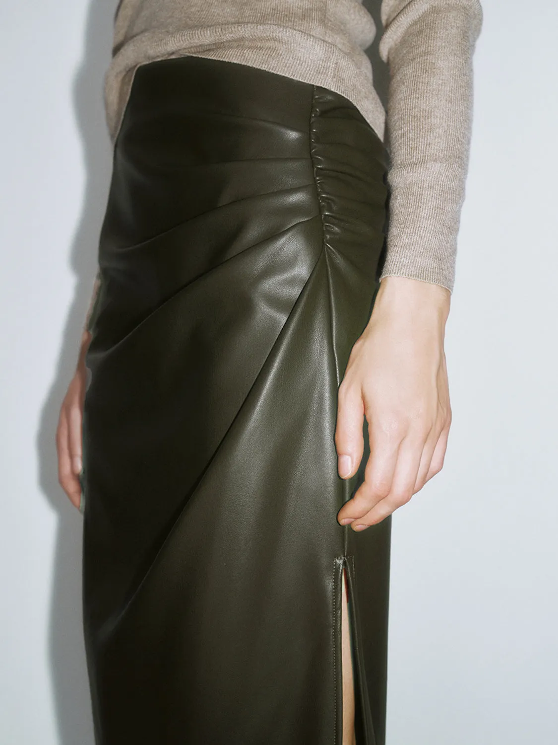 Split Hem Straight Skirts sold by Urban Revivo product image thumbnail 4