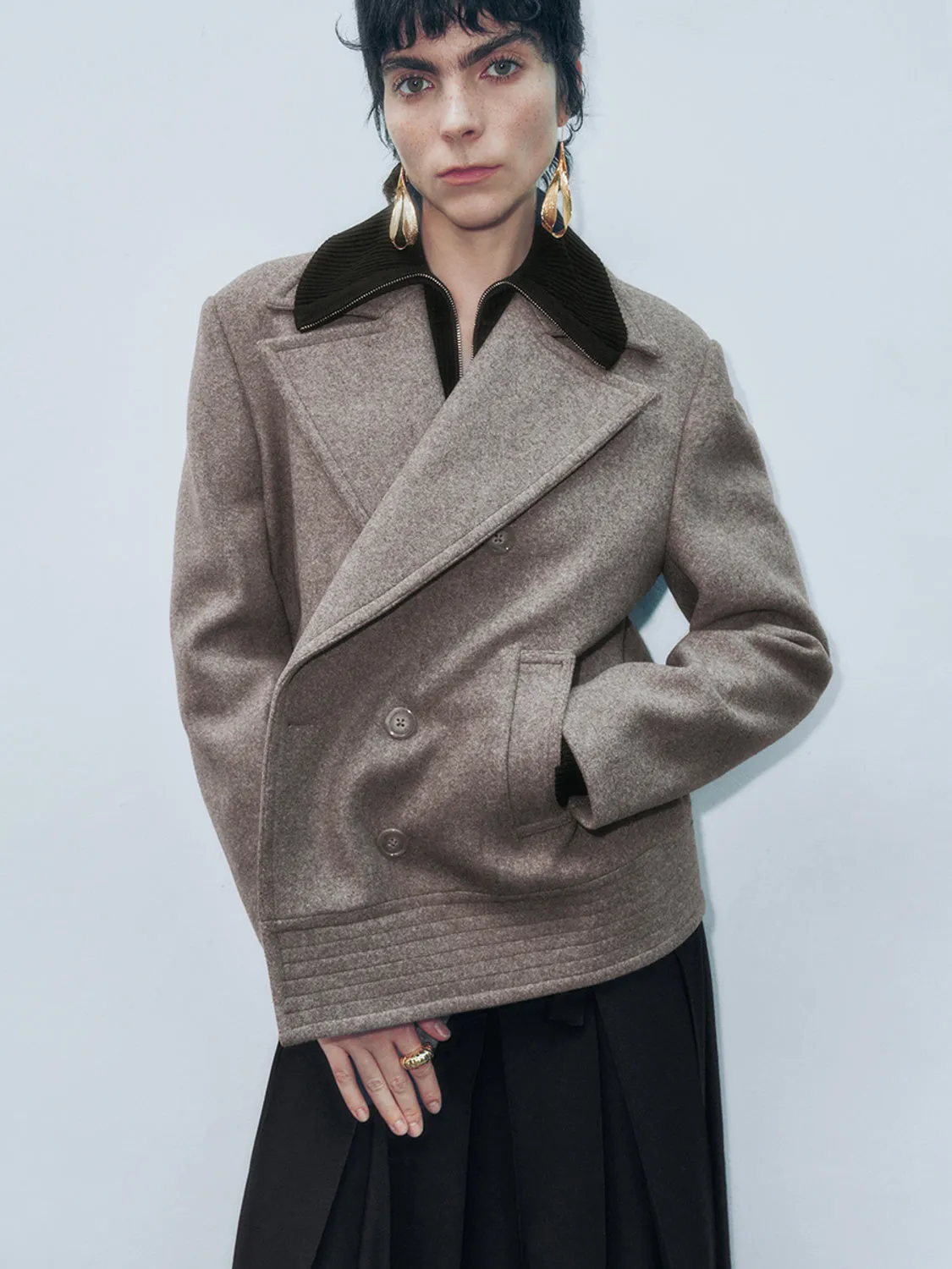 Peak Collar Jackets sold by Urban Revivo product image thumbnail 3