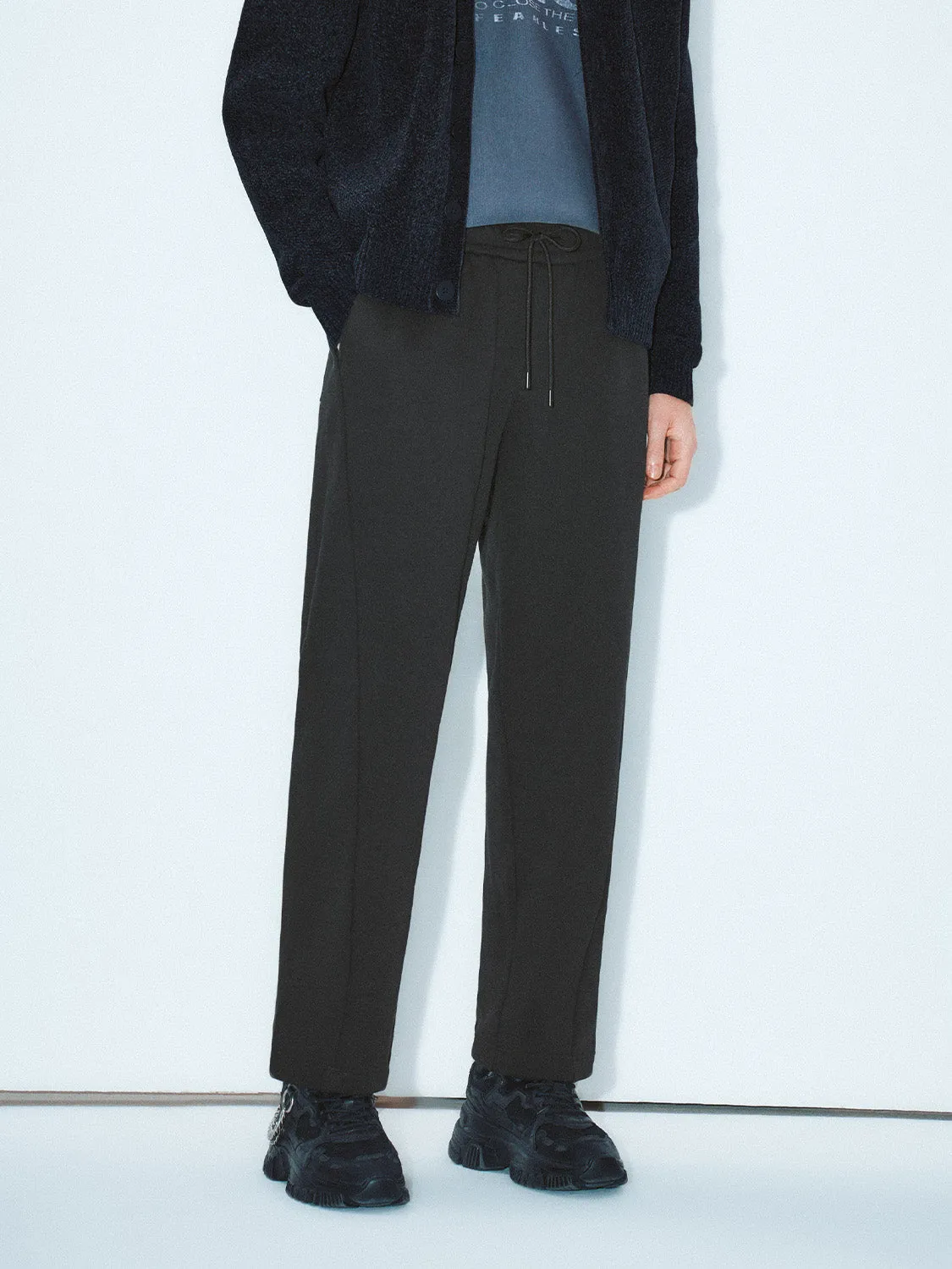 Loose Barrel Pants sold by Urban Revivo product image thumbnail 3