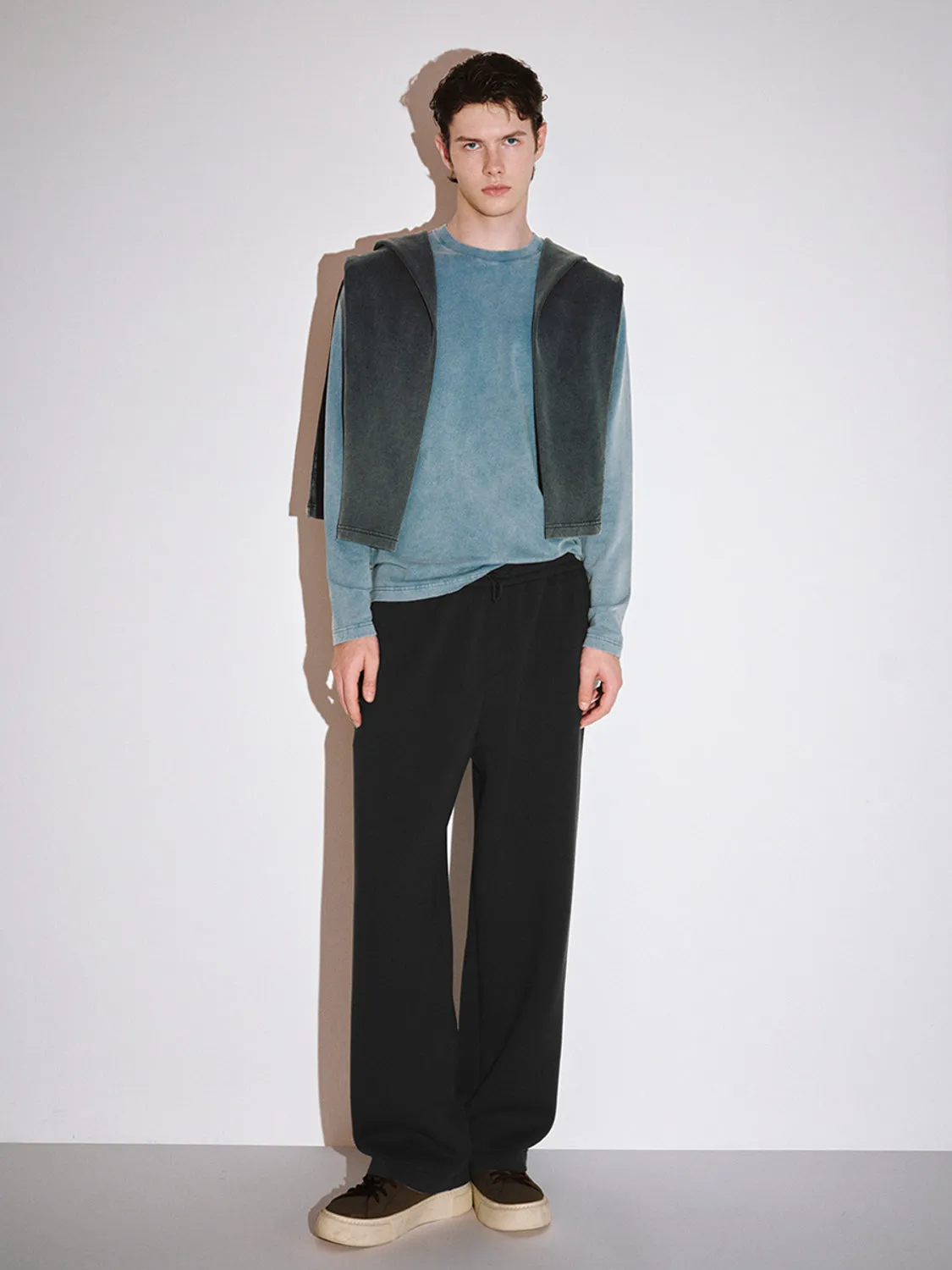 Loose Straight Pants sold by Urban Revivo product image thumbnail 5