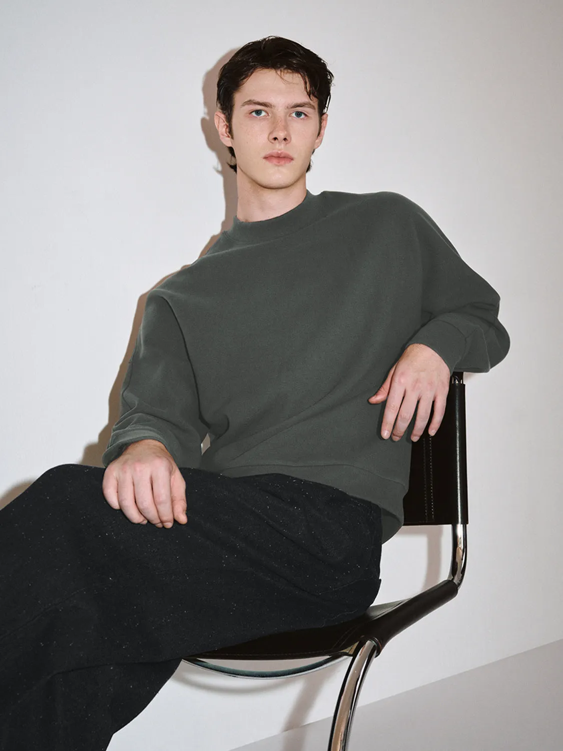 Crew Neck Sweatshirts sold by Urban Revivo product image thumbnail 5