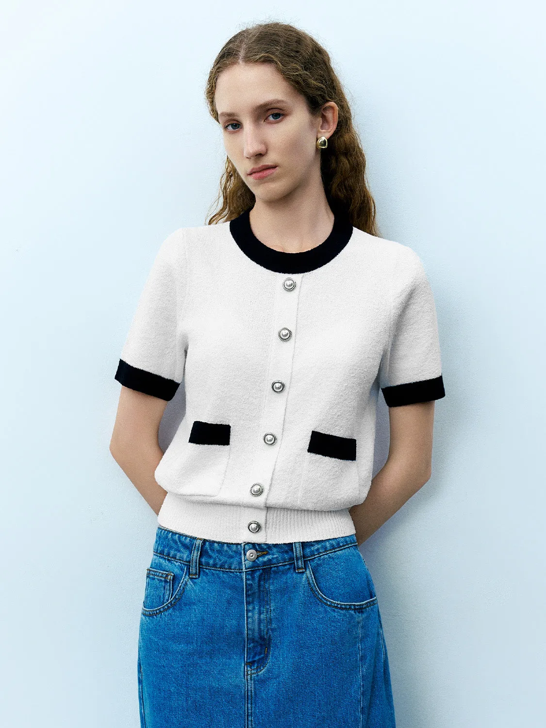 Regular Knitted T-Shirts sold by Urban Revivo