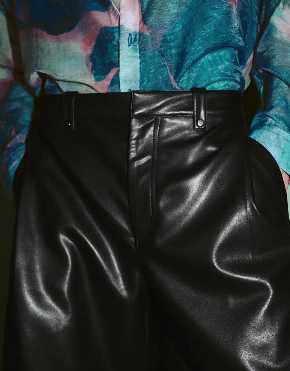 Vegan Leather Loose Shorts sold by Urban Revivo product image thumbnail 5