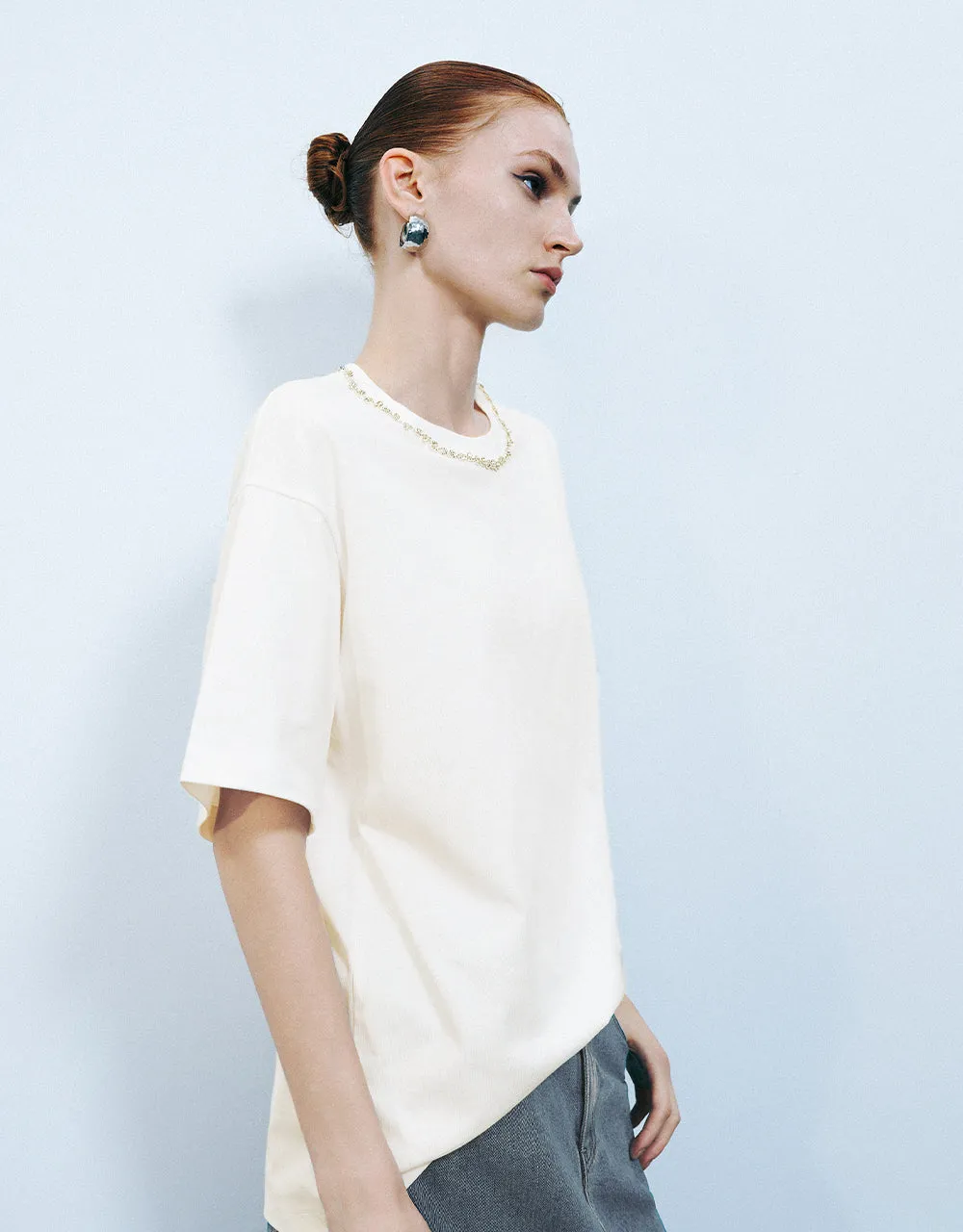 Crew Neck Straight T-Shirt sold by Urban Revivo product image thumbnail 3