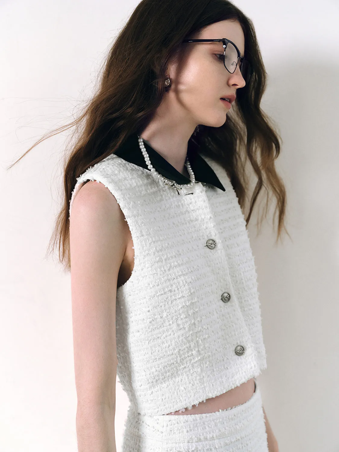 Two Toned Tweed Vest sold by Urban Revivo product image thumbnail 3