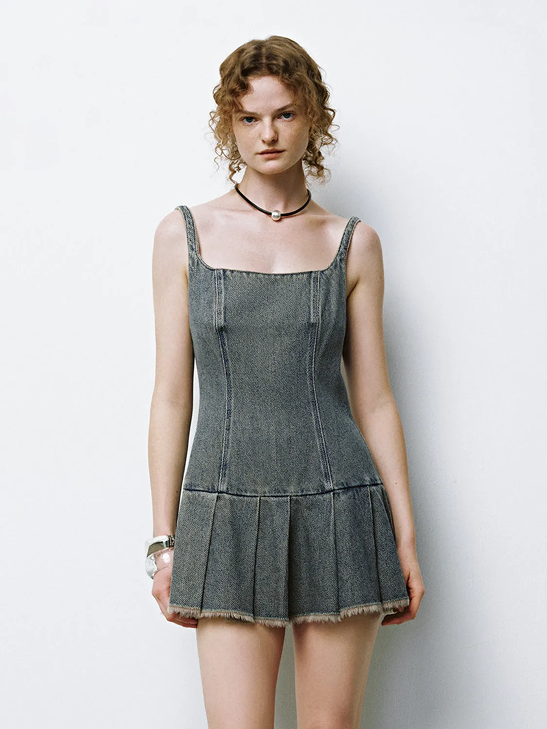 Cami Pleated Denim Dresses sold by Urban Revivo product image thumbnail 5