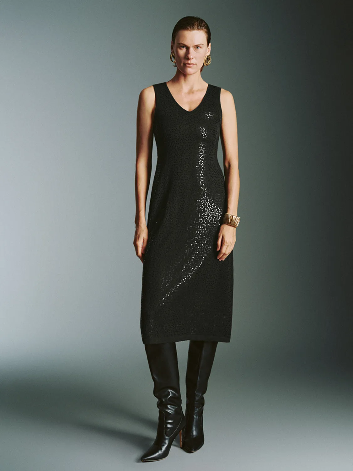 V-Neck Maxi Knitted Dresses sold by Urban Revivo