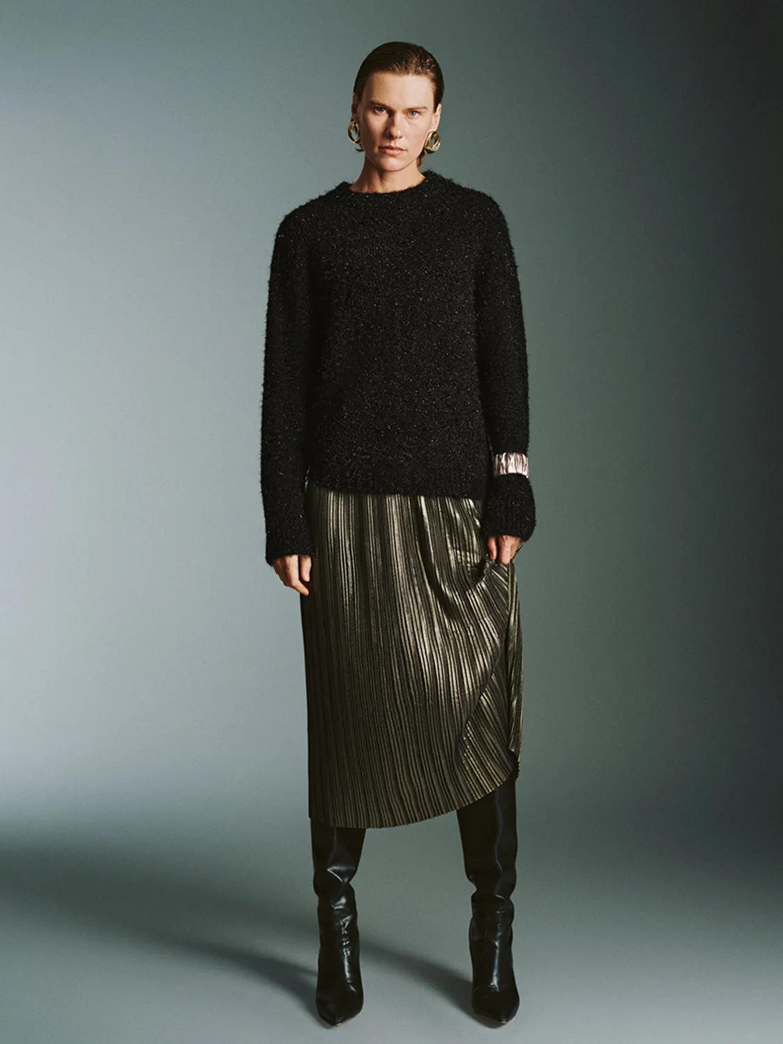 Loose Knitted T-Shirts sold by Urban Revivo product image thumbnail 4