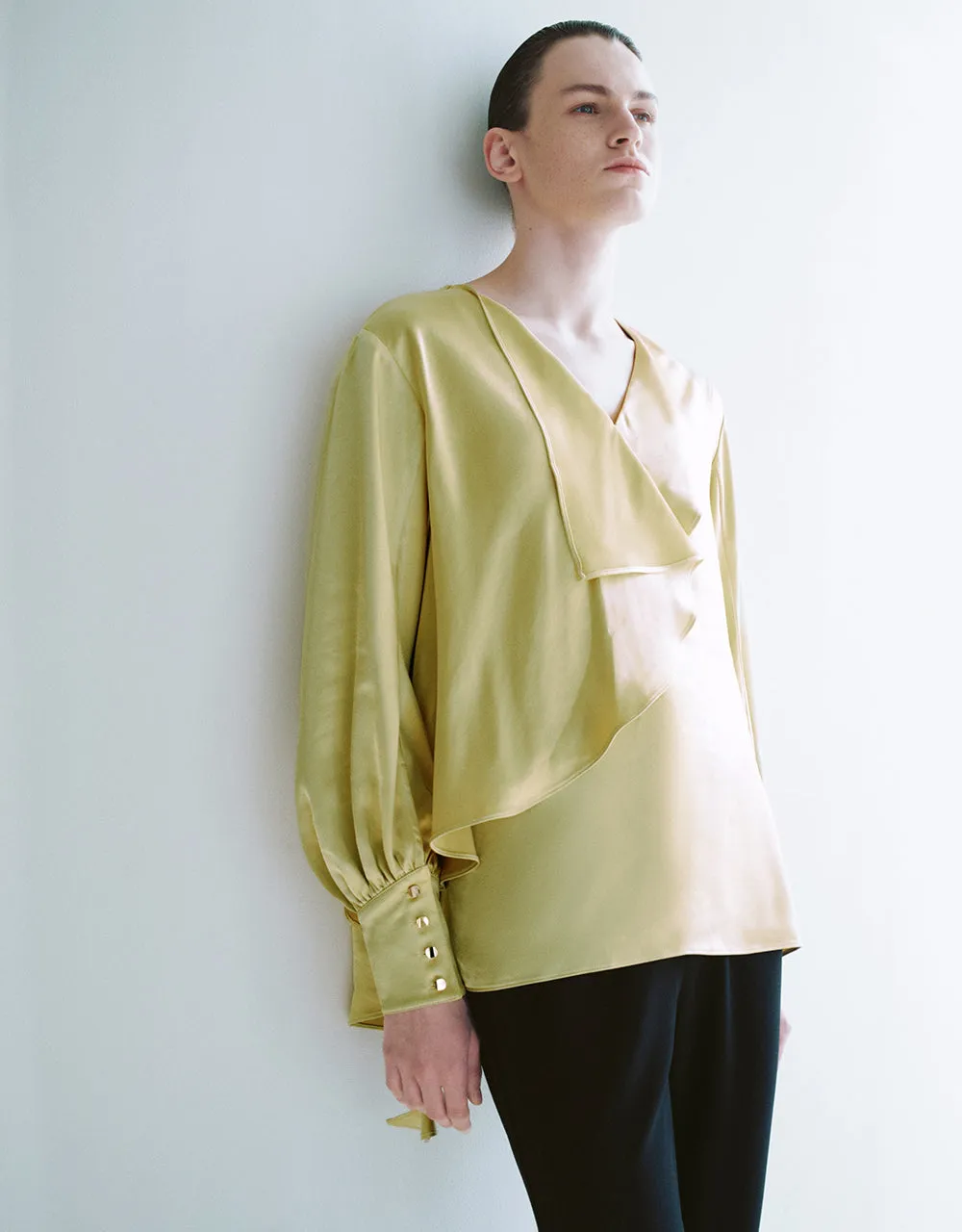 Ruffle V-Neck Overhead Shirt sold by Urban Revivo product image thumbnail 3