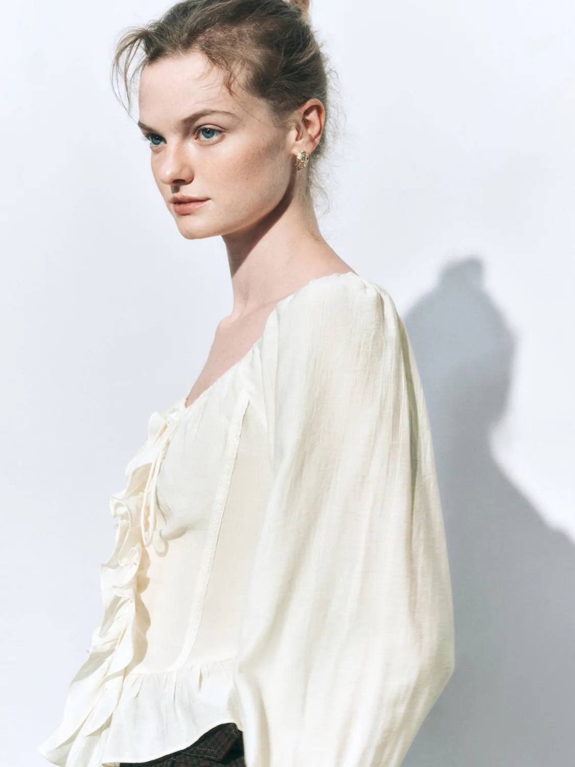 Ruffle Hem Overhead Shirt sold by Urban Revivo product image thumbnail 3