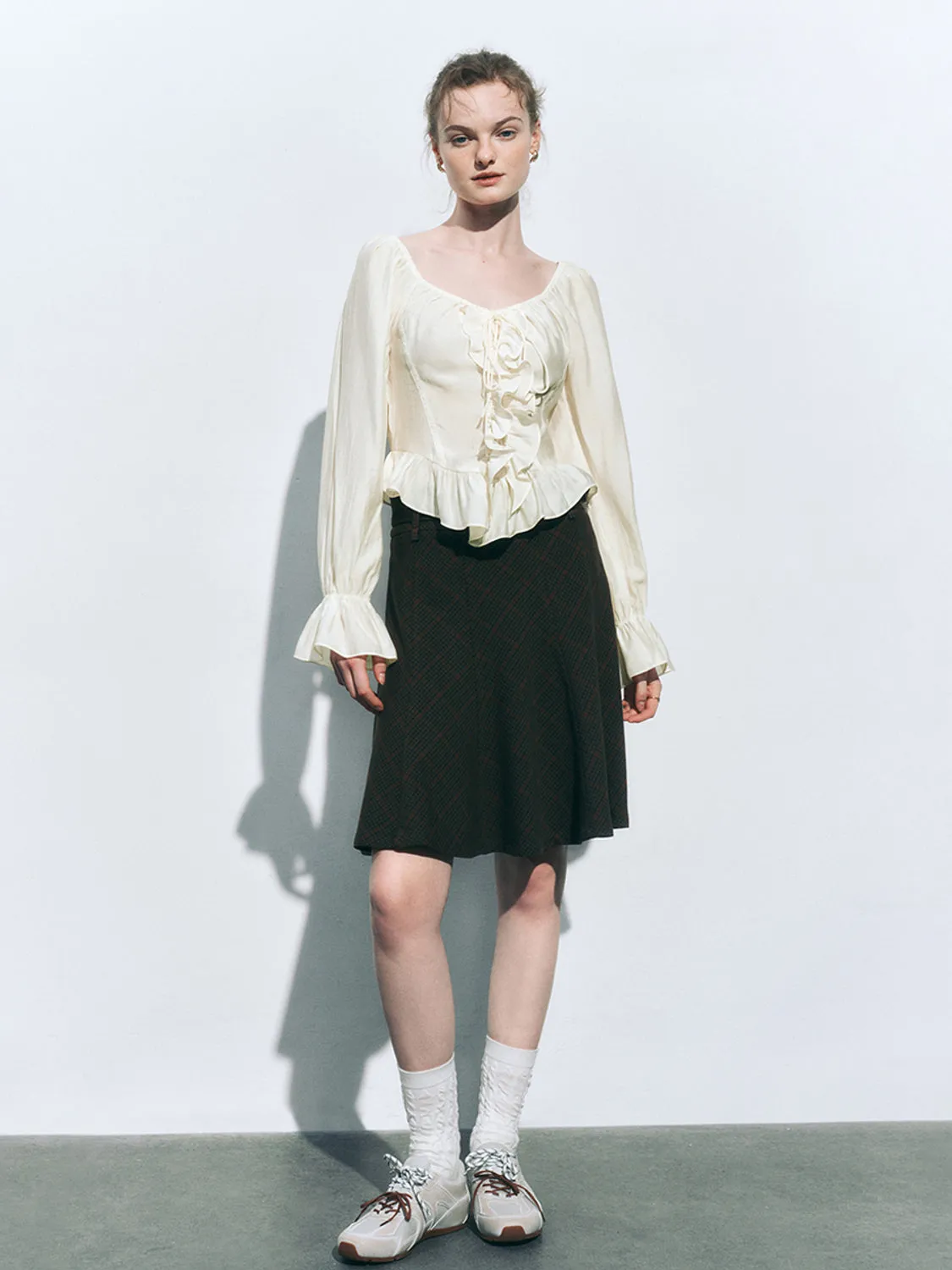 Ruffle Hem Overhead Shirt sold by Urban Revivo product image thumbnail 4