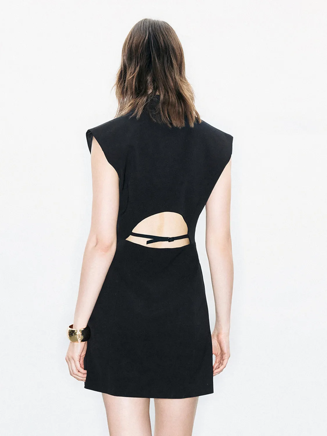 Sleeveless V-Neck A-Line Dress sold by Urban Revivo product image thumbnail 2