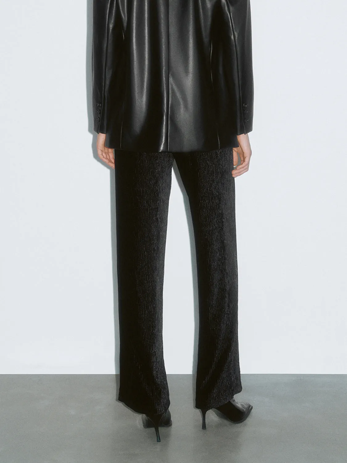 Regular Wide-Leg Pants sold by Urban Revivo product image thumbnail 3