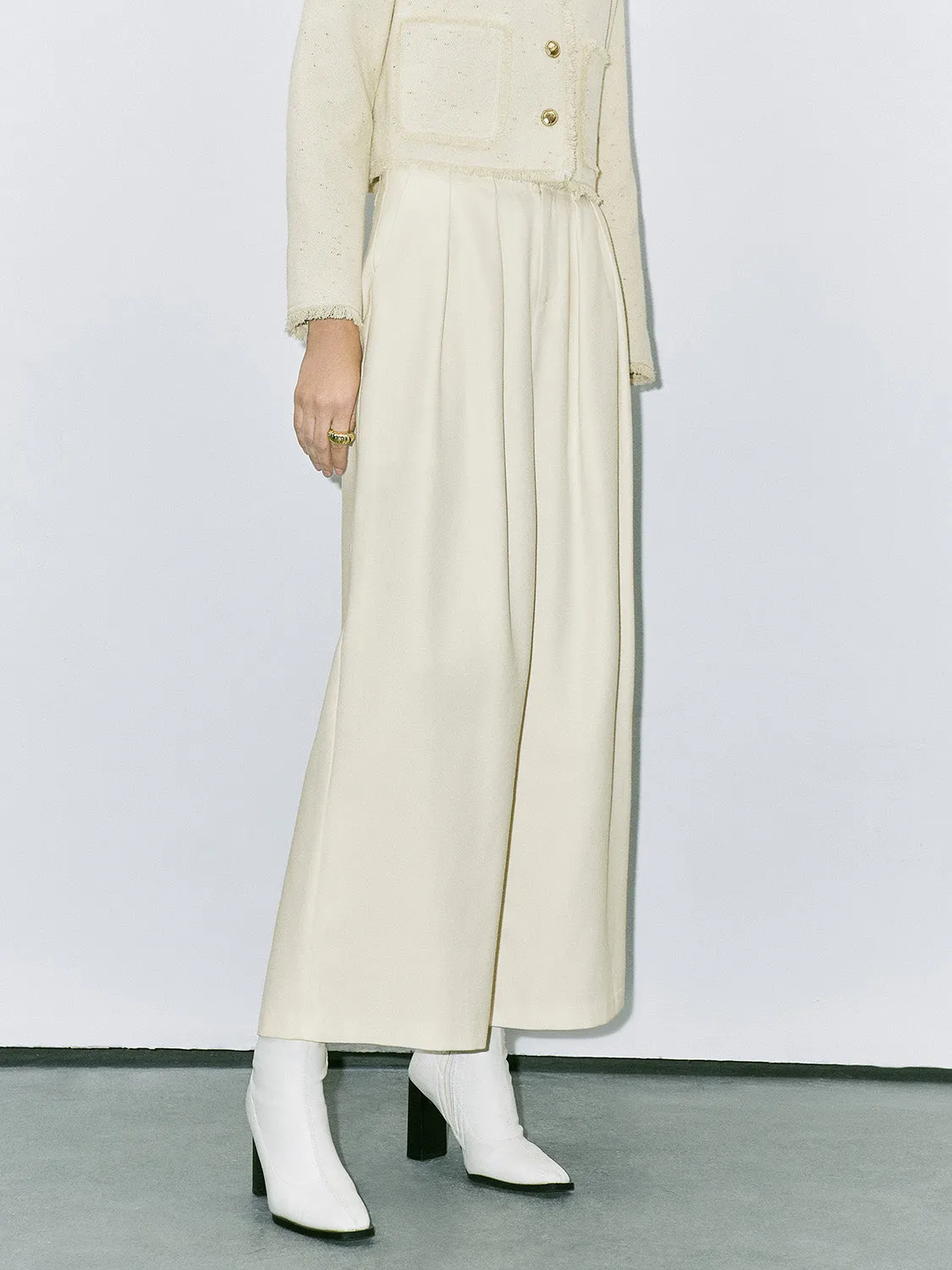 Hidden Button Wide-Leg Pants sold by Urban Revivo product image thumbnail 3