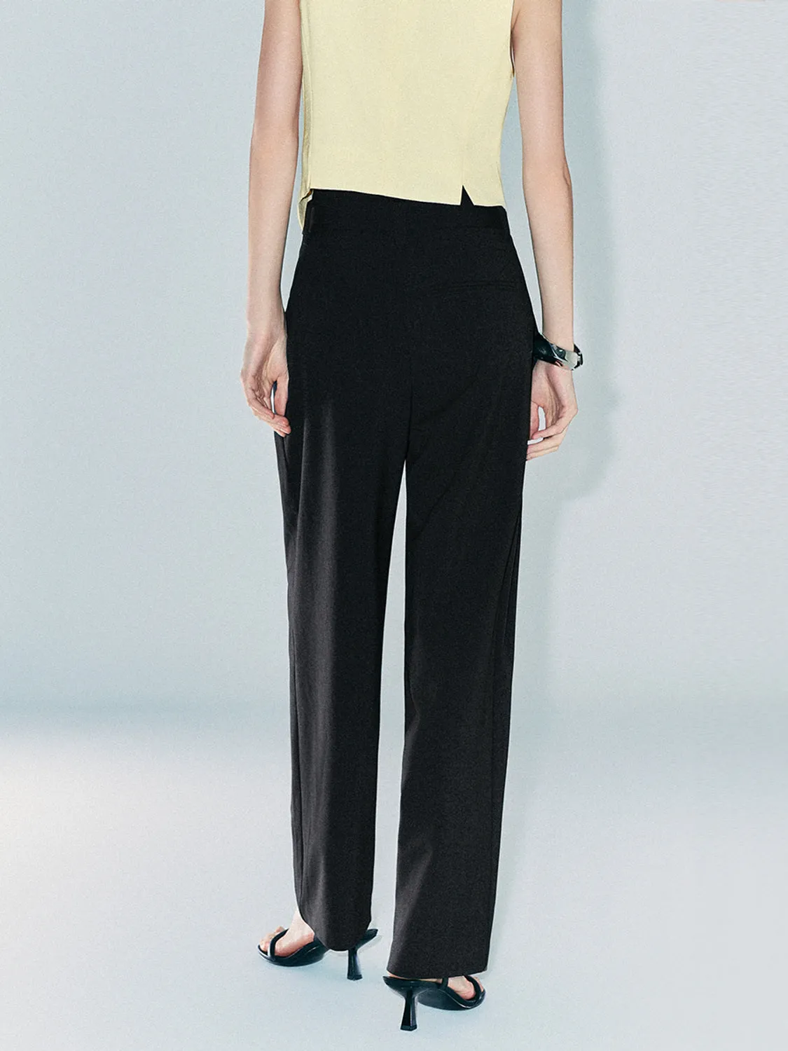 Barrel Pants sold by Urban Revivo product image thumbnail 3