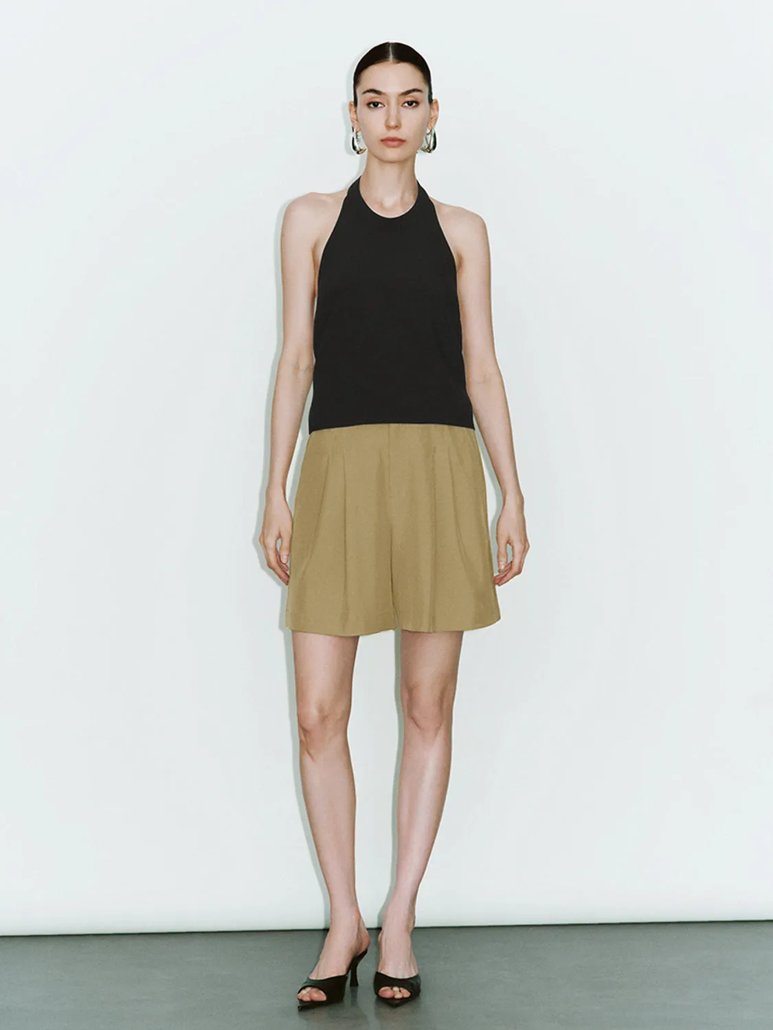 Glamor Loose Shorts sold by Urban Revivo product image thumbnail 5