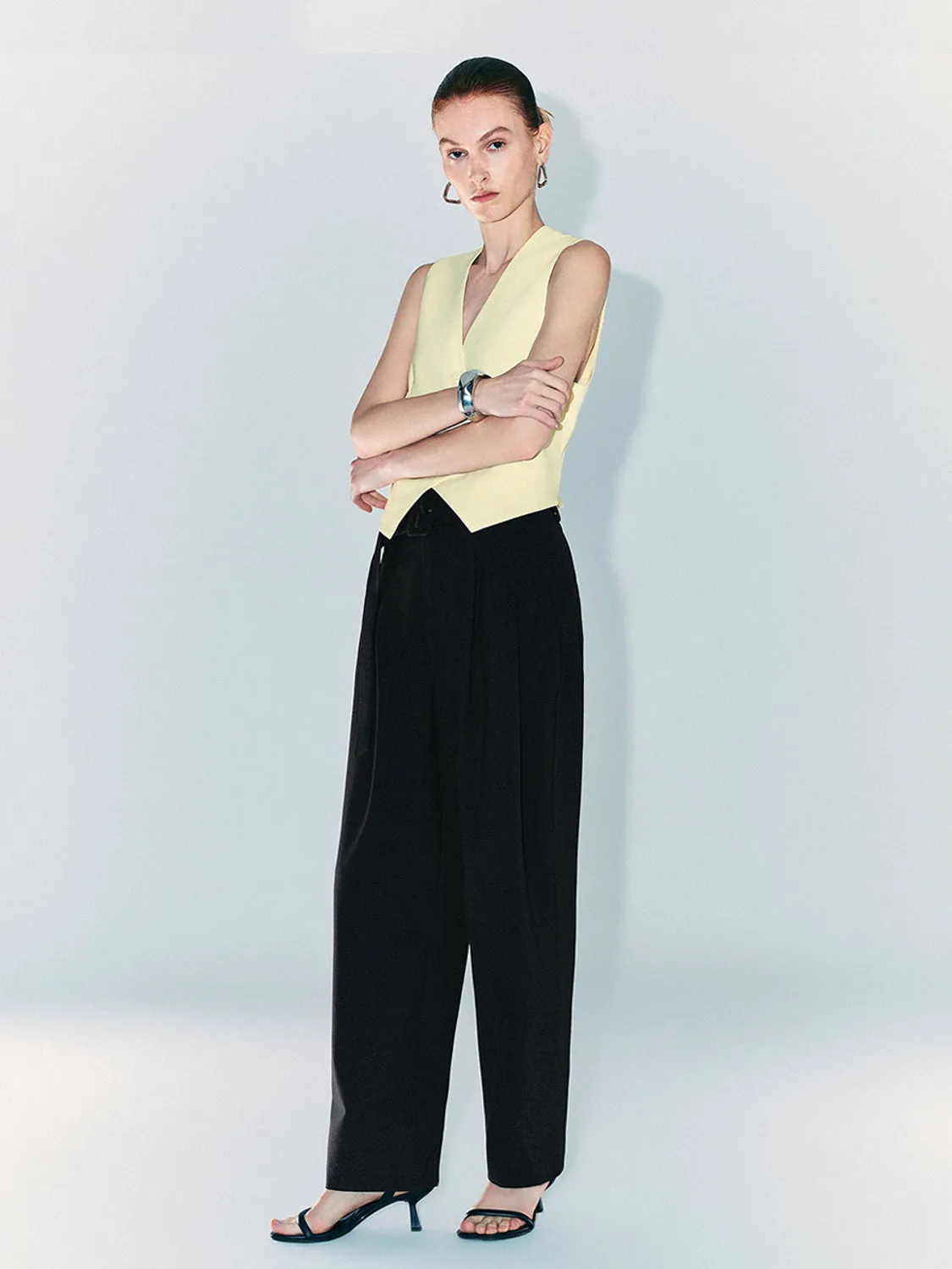 V Neck Vest sold by Urban Revivo product image thumbnail 4