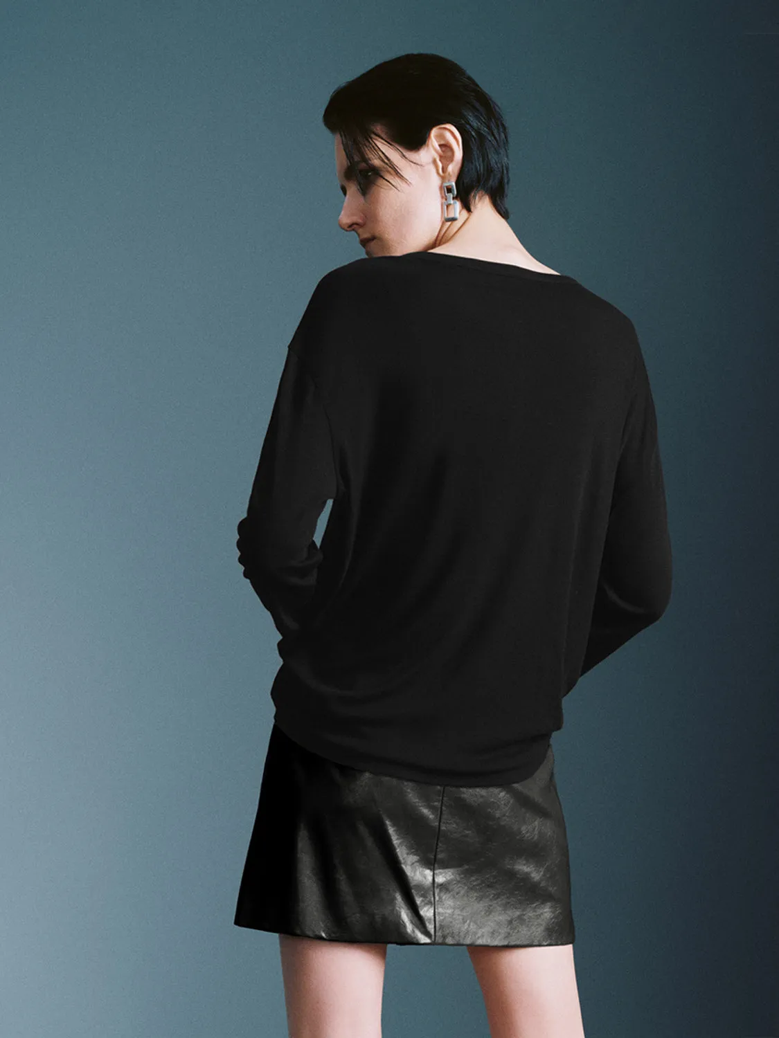 Loose Long Sleeve T-Shirts sold by Urban Revivo product image thumbnail 2