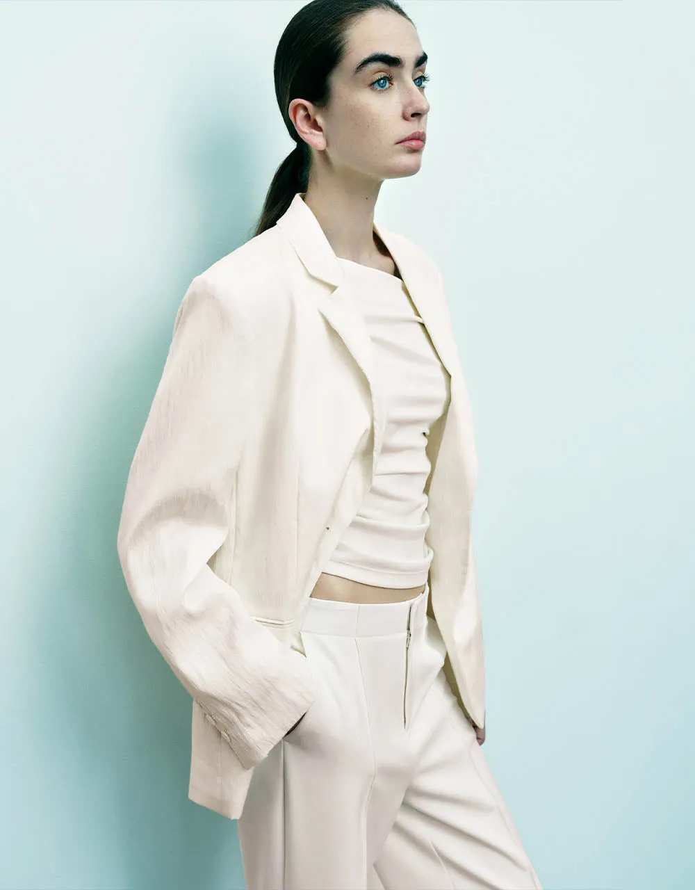 Notch Lapel Tailored Blazer sold by Urban Revivo product image thumbnail 3