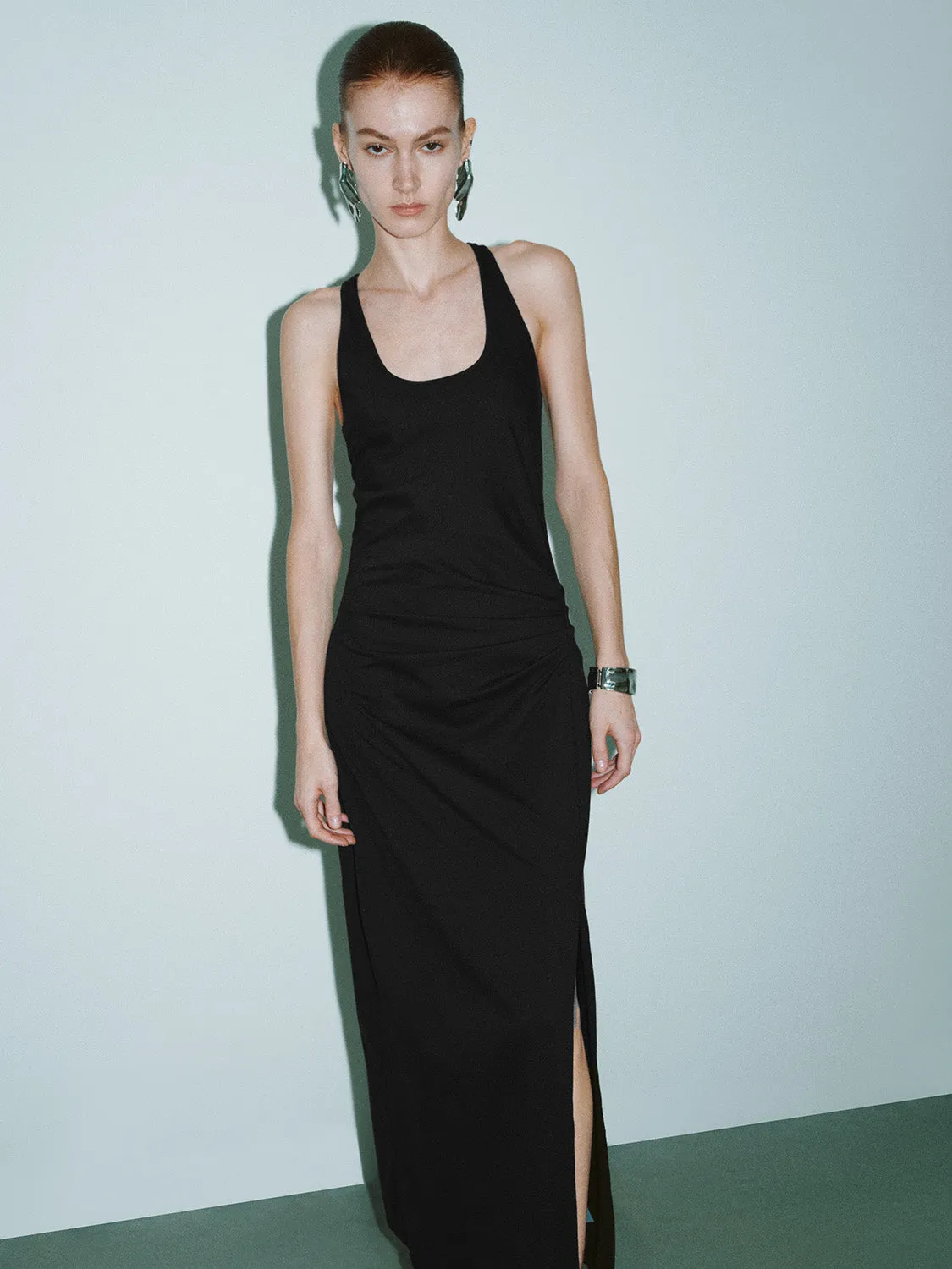 Sleeveless U Neck Skinny Dress sold by Urban Revivo product image thumbnail 4
