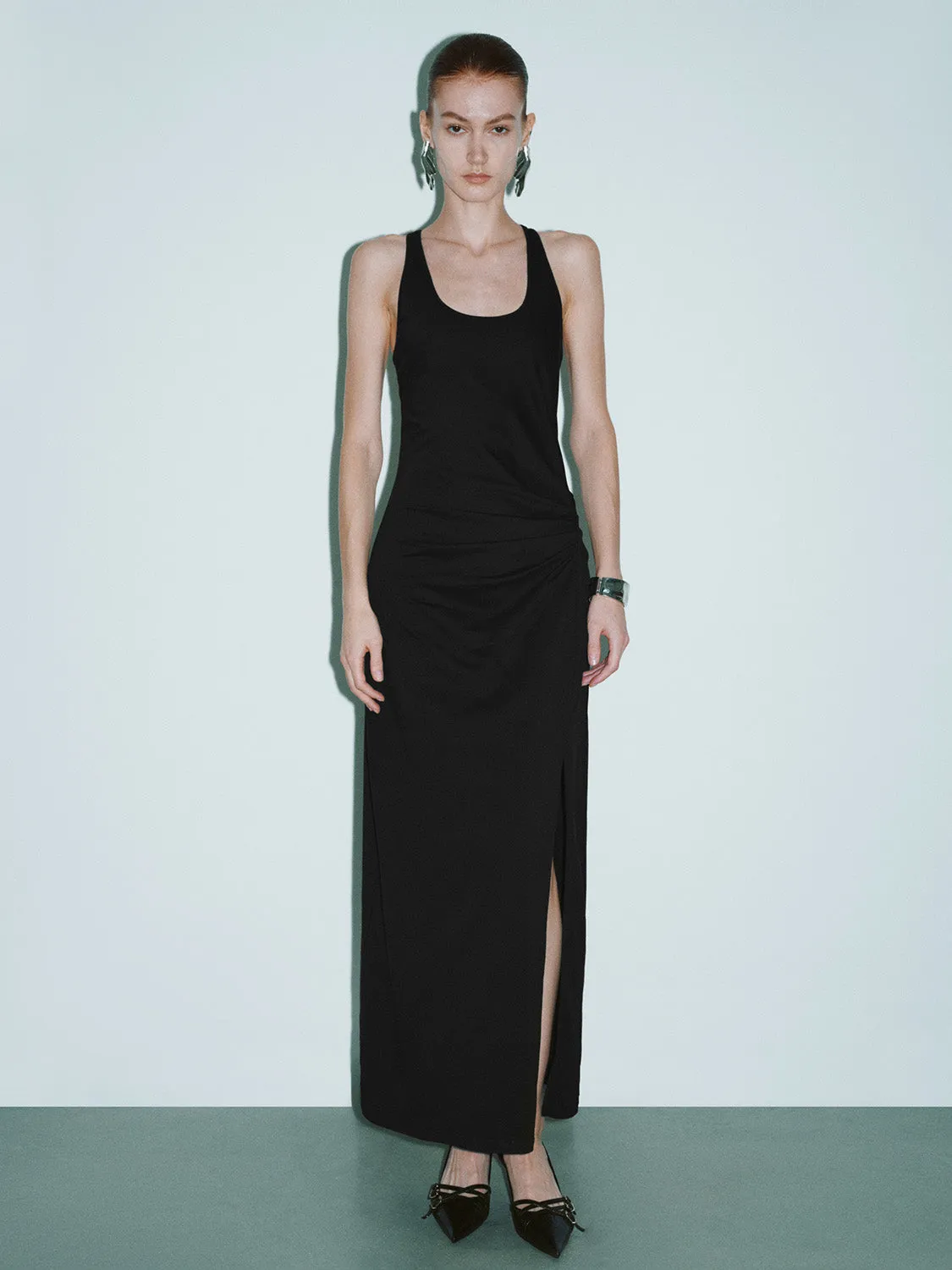 Sleeveless U Neck Skinny Dress sold by Urban Revivo
