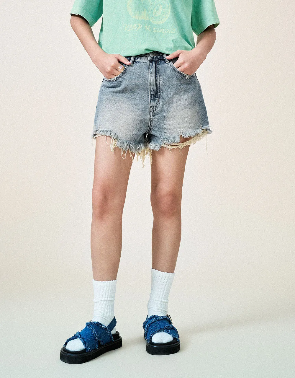 Raw Hem Denim Shorts sold by Urban Revivo product image thumbnail 3