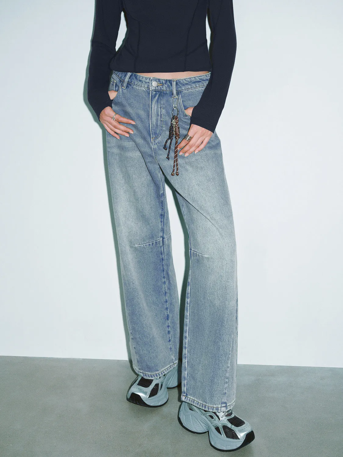 Loose Denim Wide-Leg Jeans sold by Urban Revivo product image thumbnail 3