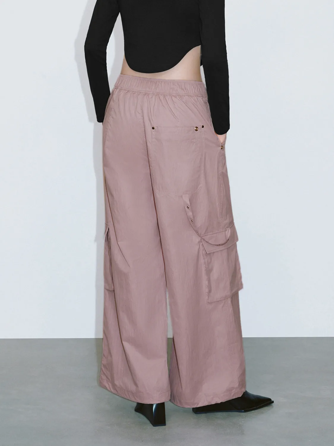 Loose Elastic Wide-Leg Pants sold by Urban Revivo product image thumbnail 3