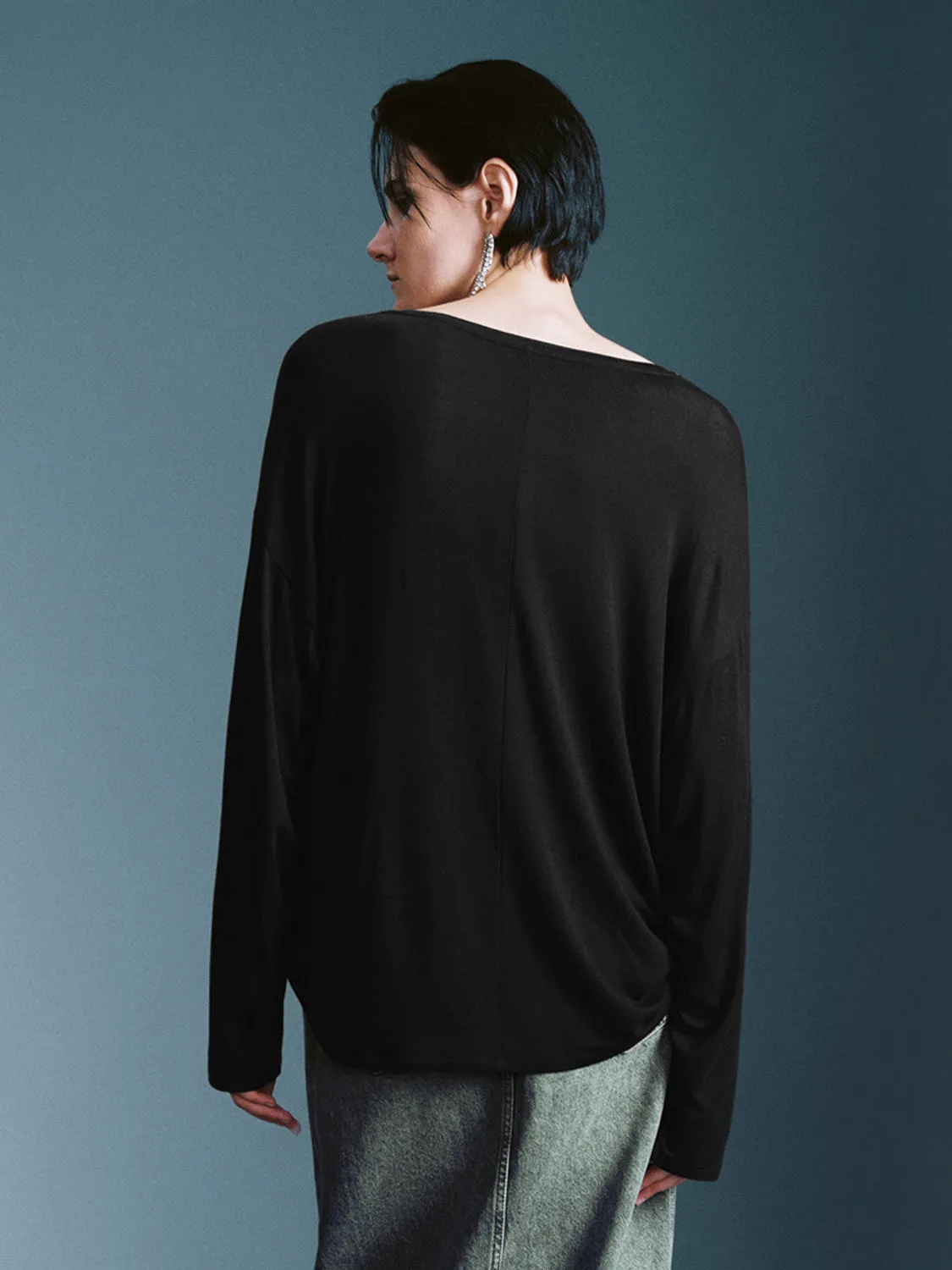 Loose Long Sleeve T-Shirts sold by Urban Revivo product image thumbnail 2