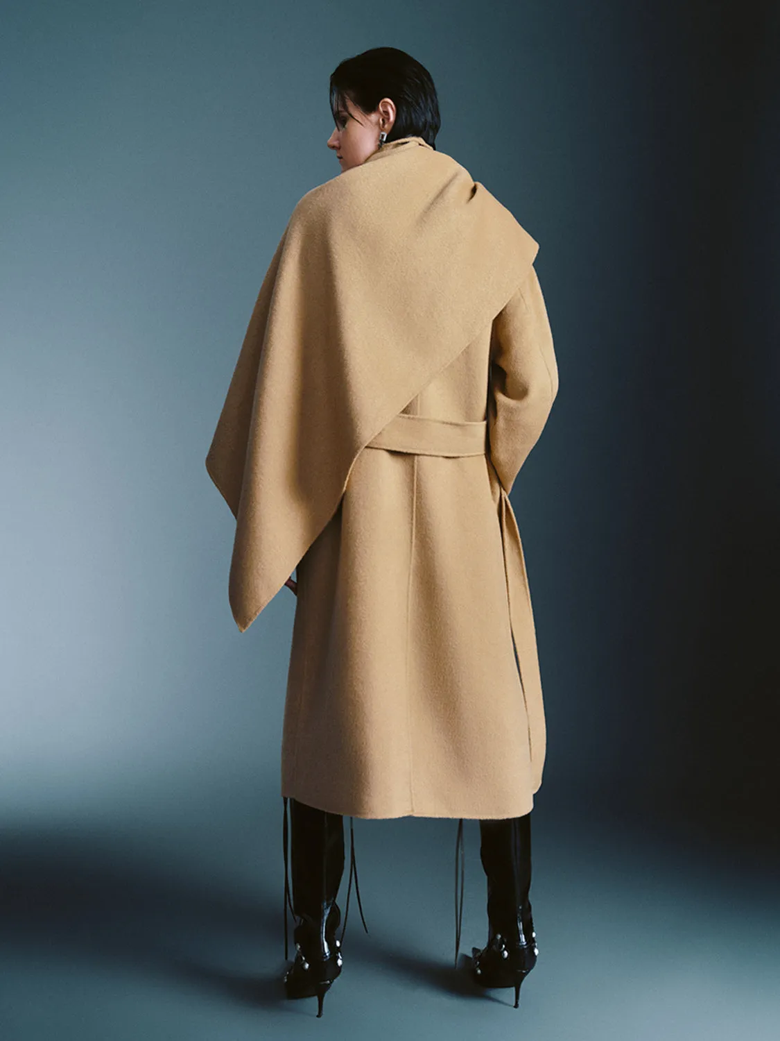 Double Breasted Maxi Coats sold by Urban Revivo product image thumbnail 2