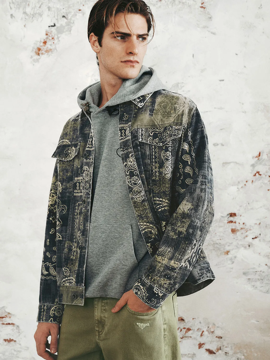 Printed Denim Trucker Jackets sold by Urban Revivo product image thumbnail 2