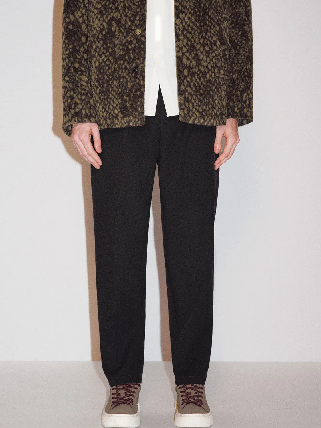 Regular Barrel Pants sold by Urban Revivo product image thumbnail 2