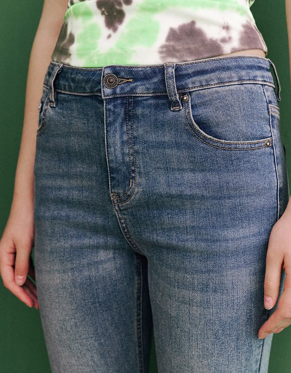 Ripped Flare Jeans sold by Urban Revivo product image thumbnail 5