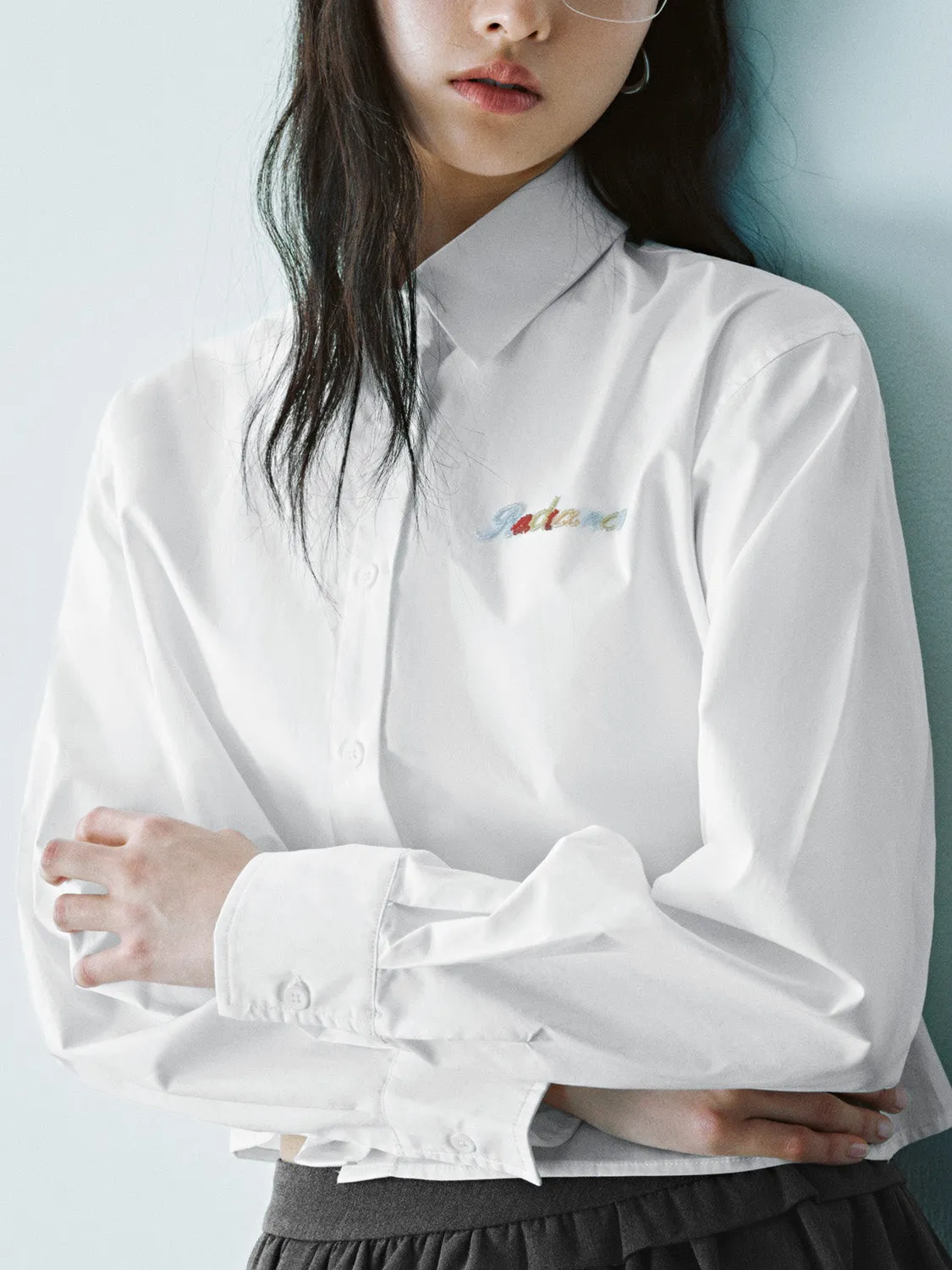 Cropped Button Up Long Sleeve Shirts sold by Urban Revivo product image thumbnail 5
