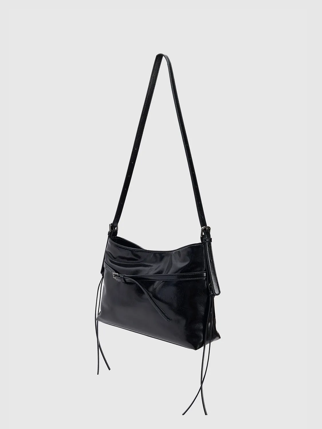 Vegan Leather Large Shoulder Bags sold by Urban Revivo product image thumbnail 2