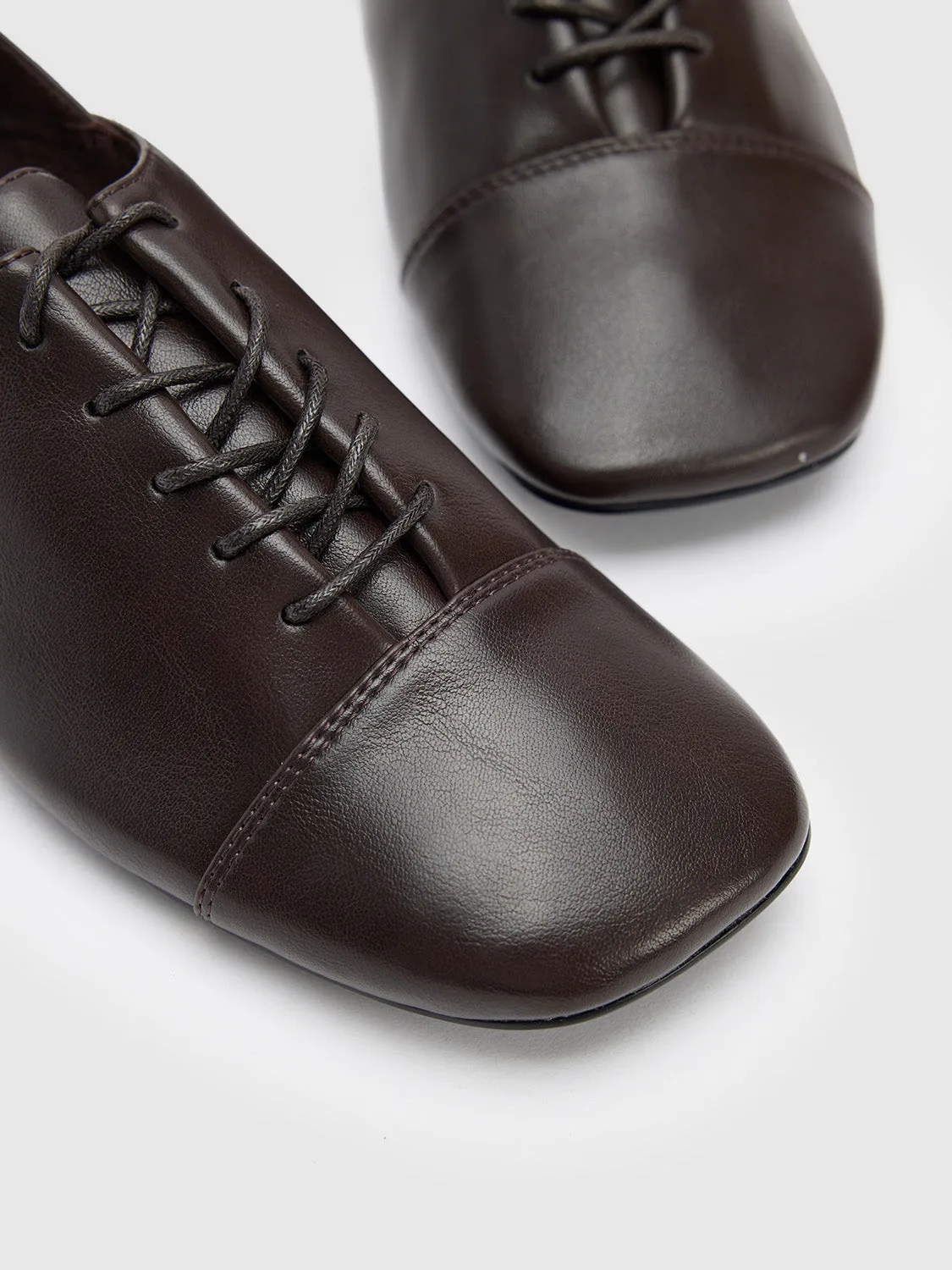 Square Toe Lace Up Pumps sold by Urban Revivo product image thumbnail 5