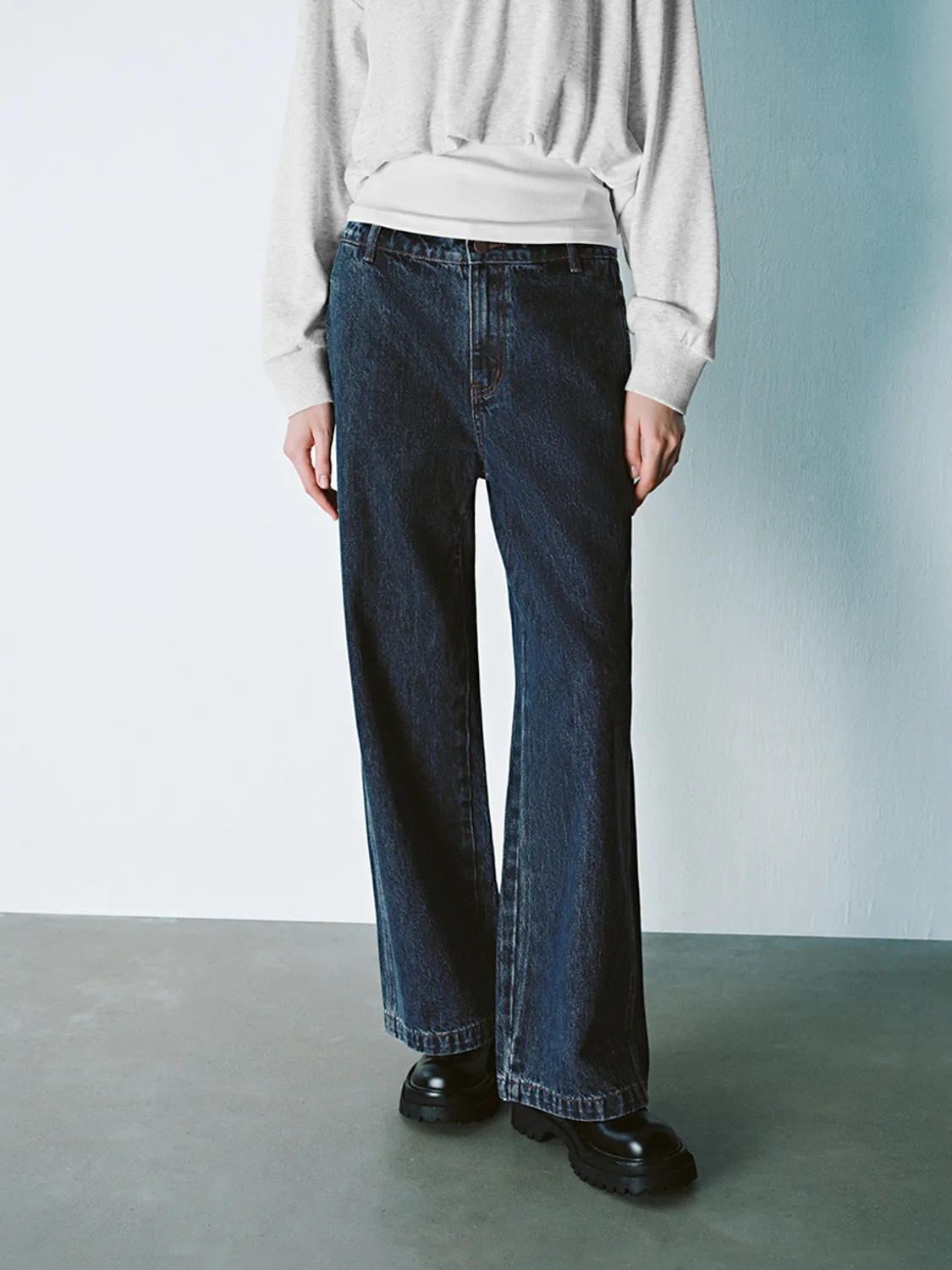 Long Denim Straight Jeans sold by Urban Revivo product image thumbnail 2