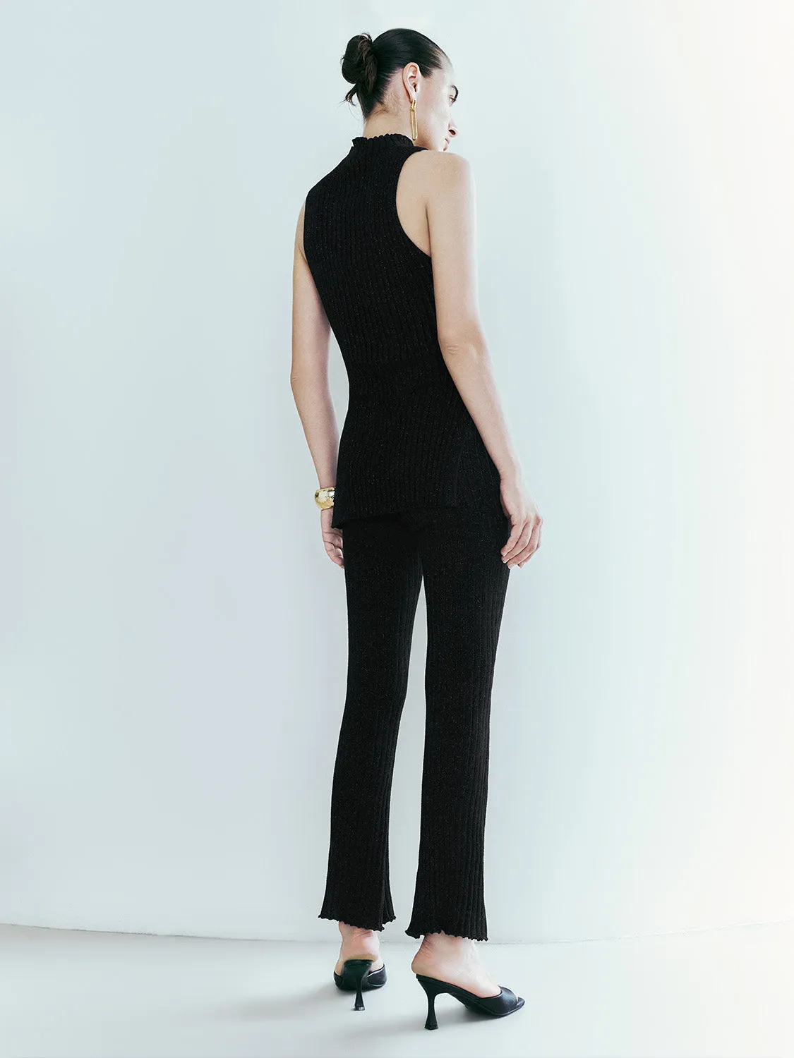 Skinny Knitted Flare Pants sold by Urban Revivo product image thumbnail 4