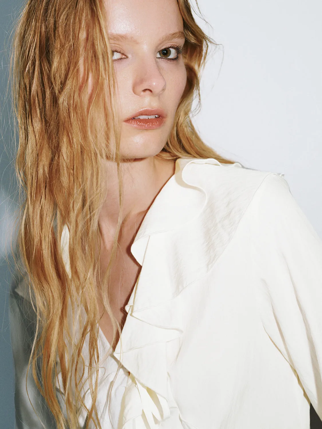 Ruffle Trim Long Sleeve Shirts sold by Urban Revivo product image thumbnail 3