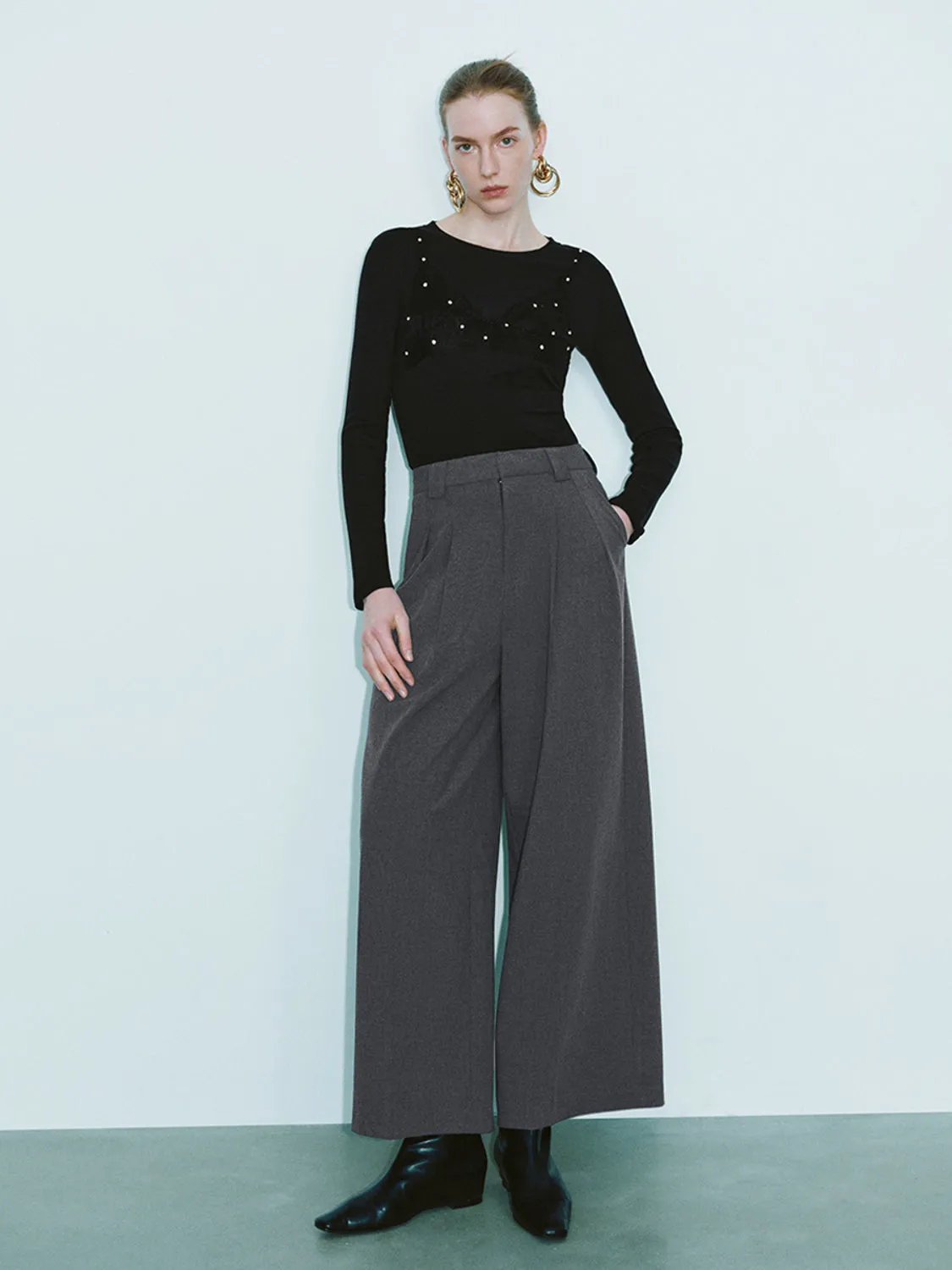 Regular Wide-Leg Pants sold by Urban Revivo product image thumbnail 4