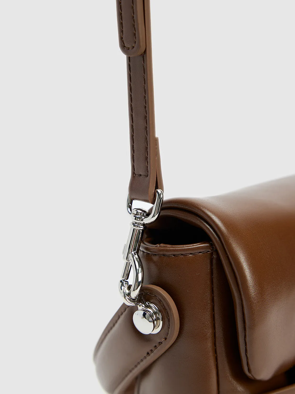 Small Vegan Leather Shoulder Bags sold by Urban Revivo product image thumbnail 5