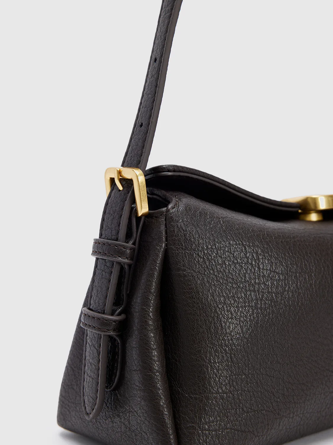 Croc Embossed Vegan Leather Shoulder Bags sold by Urban Revivo product image thumbnail 5