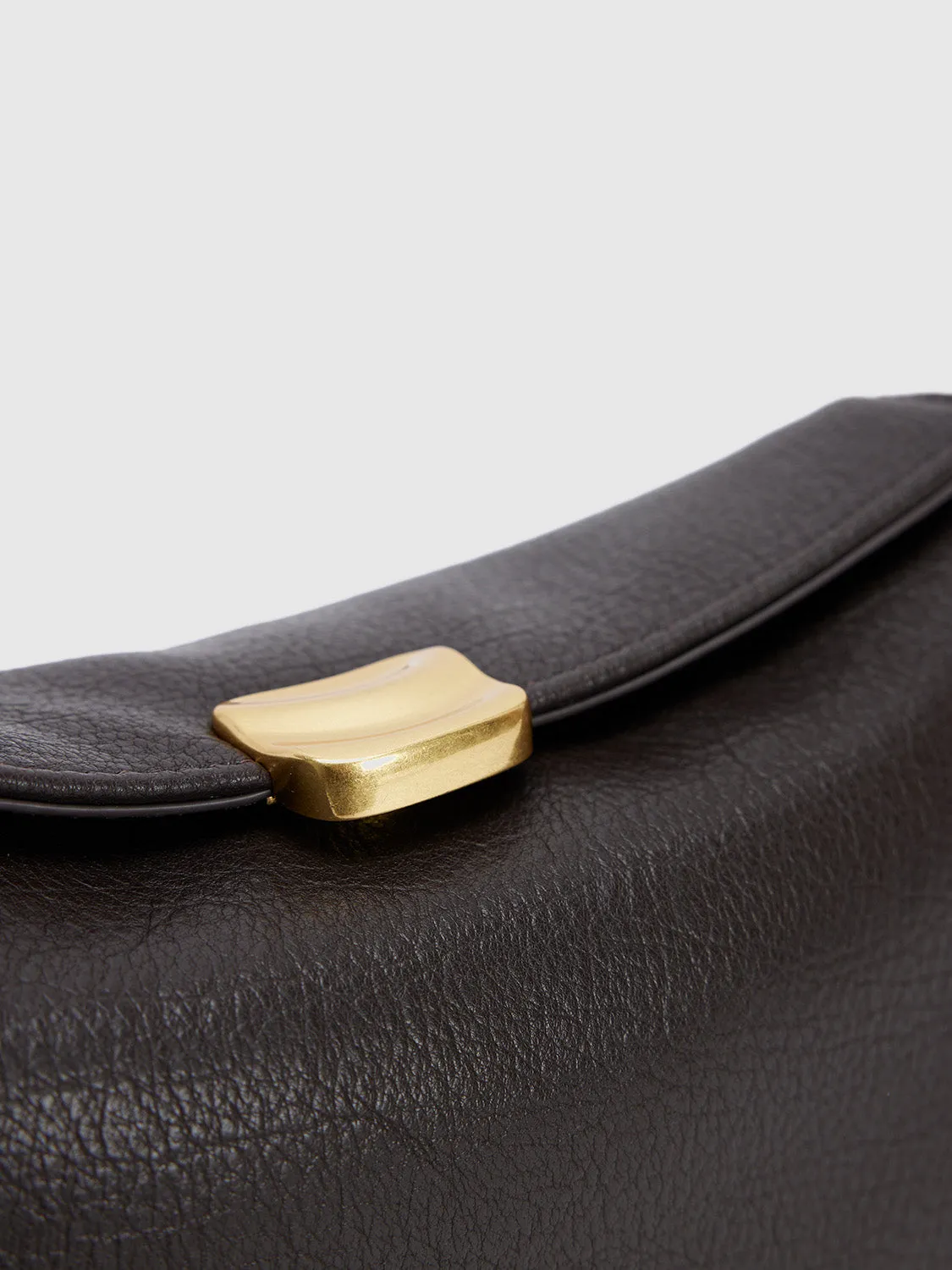 Croc Embossed Vegan Leather Shoulder Bags sold by Urban Revivo product image thumbnail 4