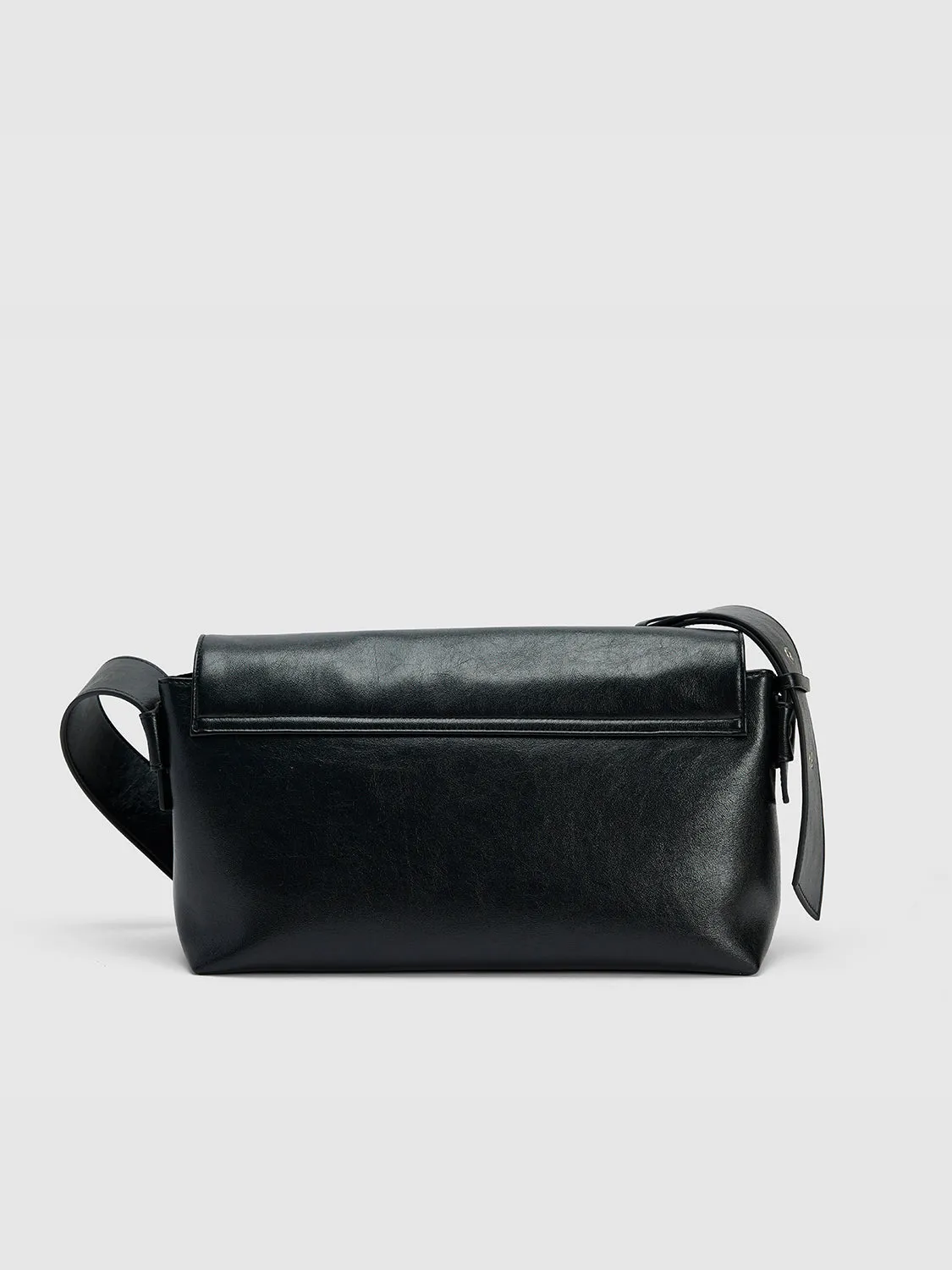 Vegan Leather Flap Shoulder Bags sold by Urban Revivo product image thumbnail 3