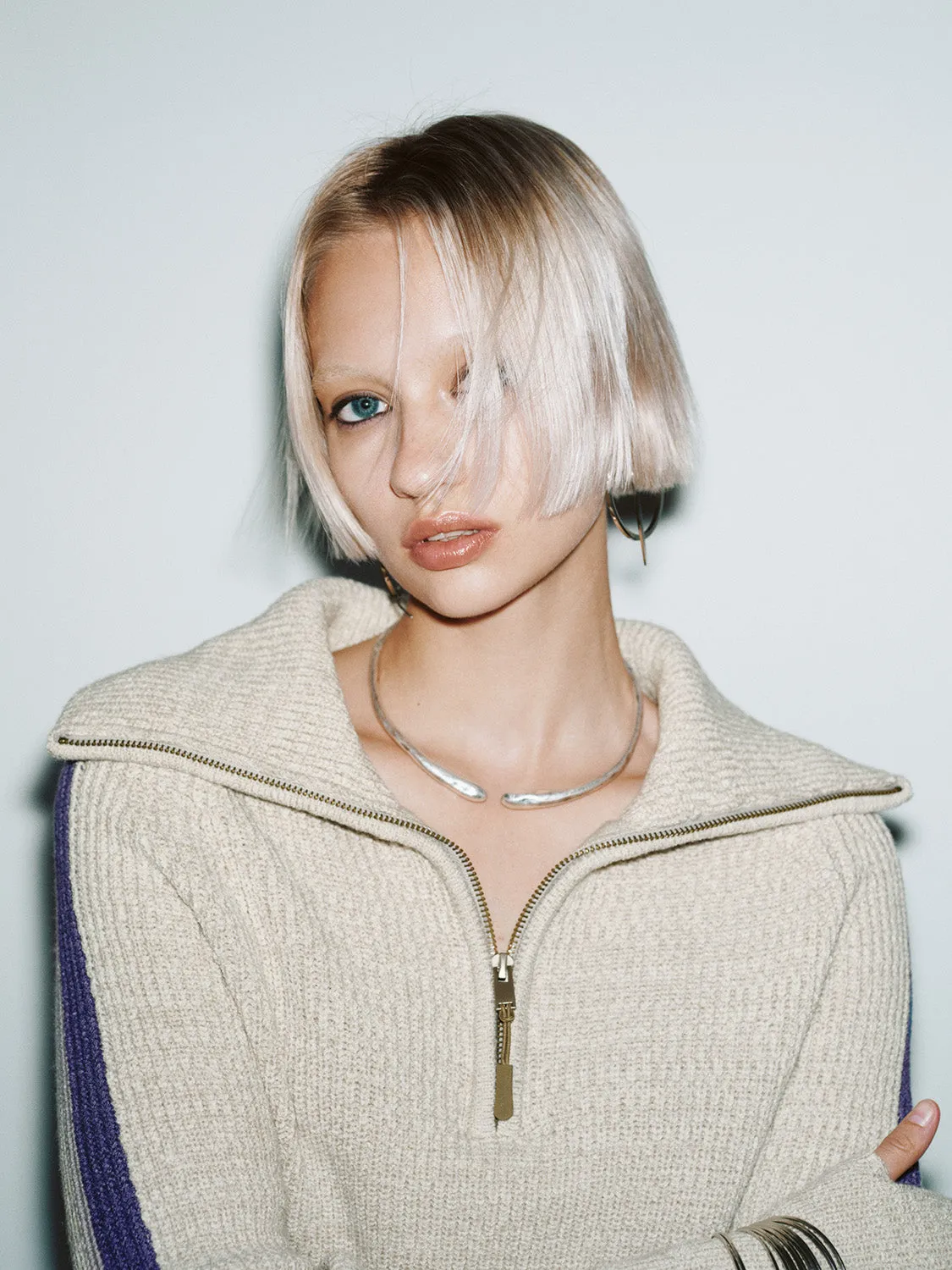 Wide Lapel Skinny Knitted T-Shirts sold by Urban Revivo product image thumbnail 5