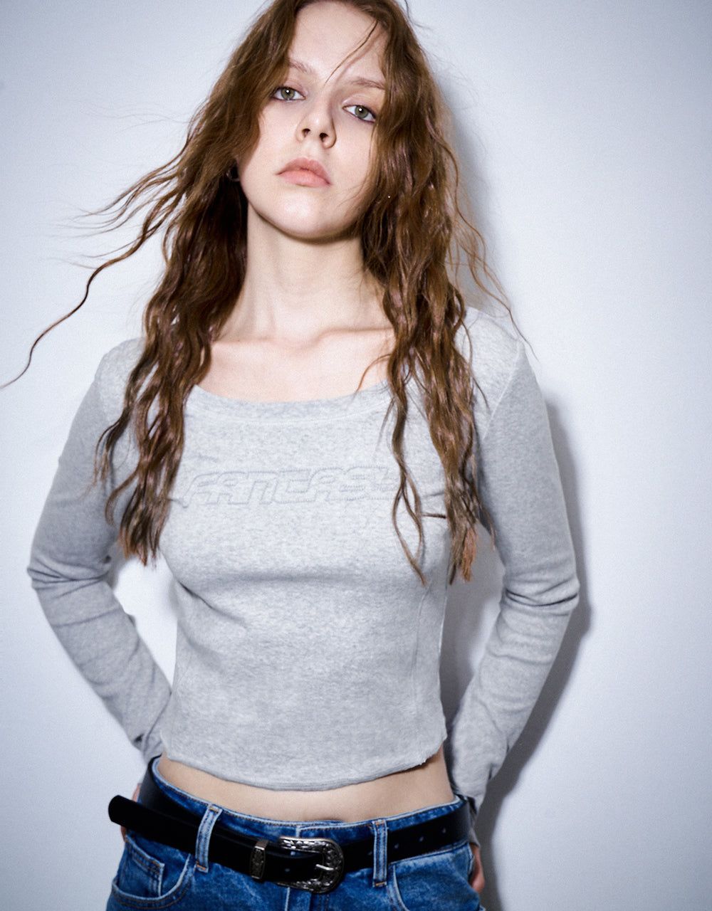 U Neck Skinny T-Shirt sold by Urban Revivo product image thumbnail 4