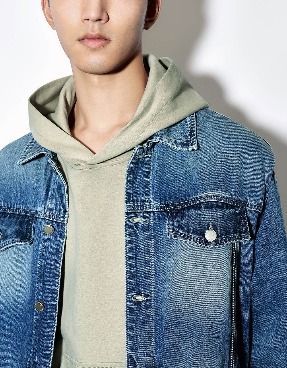 Button Up Denim Jacket sold by Urban Revivo product image thumbnail 5