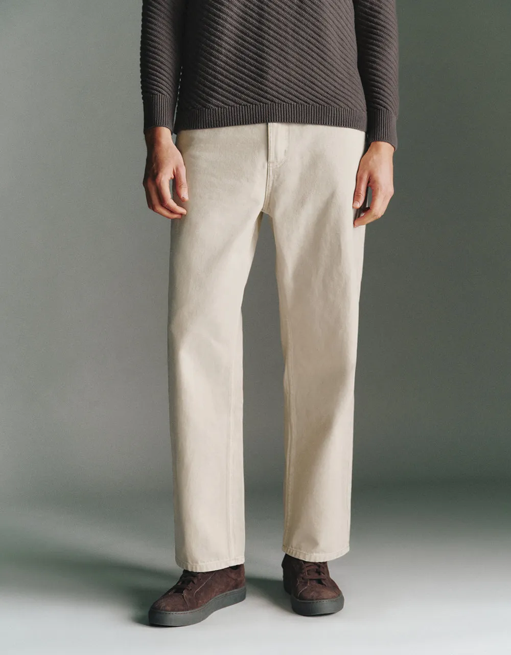 Straight Jeans sold by Urban Revivo product image thumbnail 3